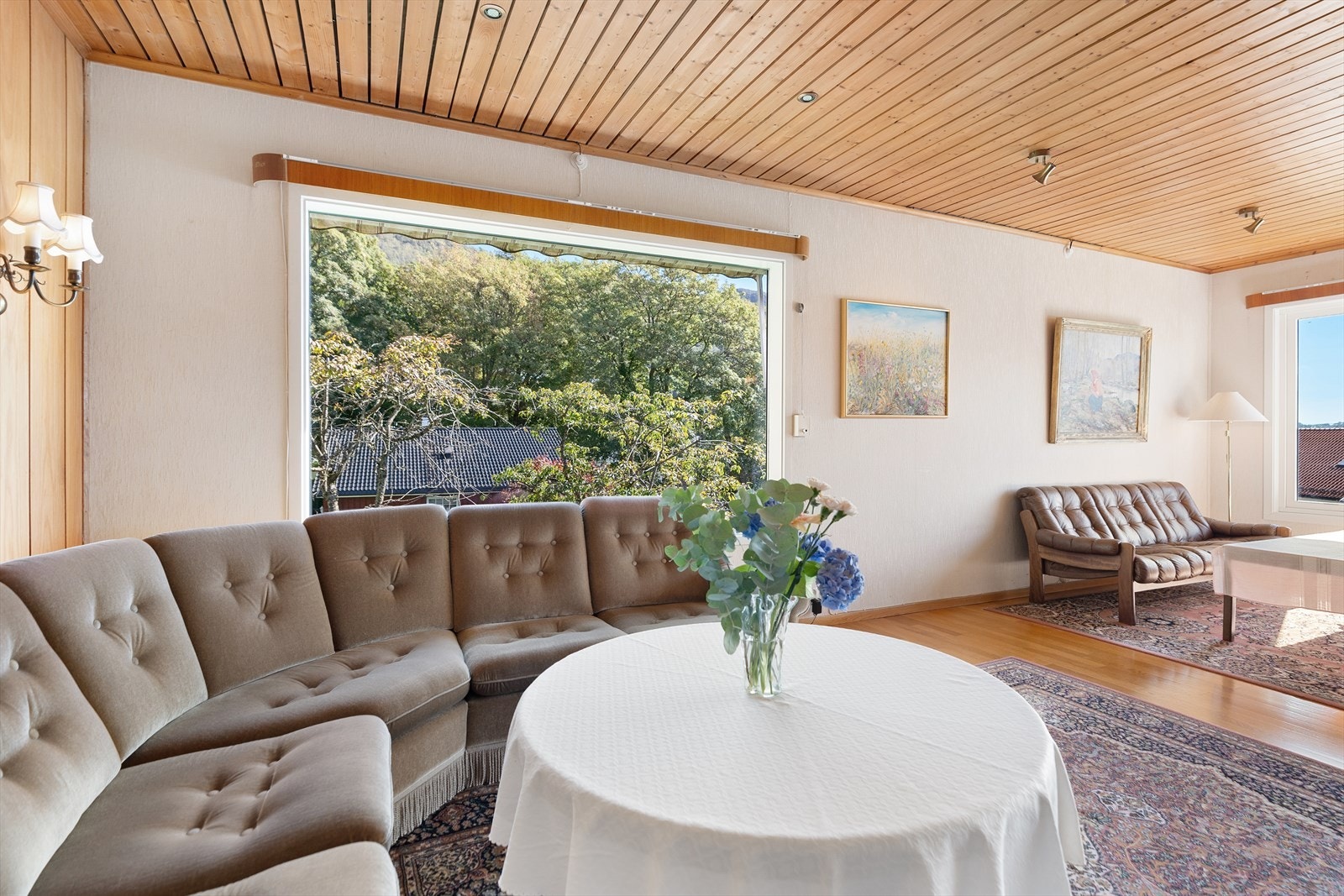 Nytt isolerglass i stuevindu i endevegg i 2022. Galleribilde