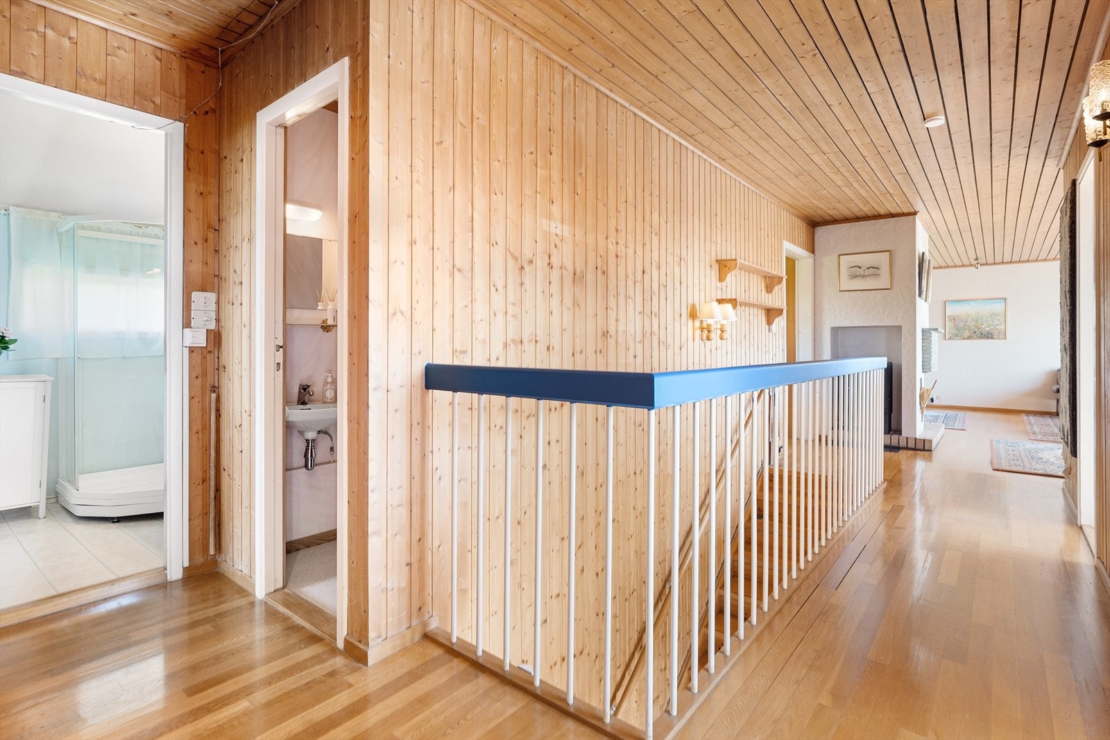 Storhetstiden for slitesterkt furu hadde sin innmarsj på 60-tallet, så også i Lægdene 7. Galleribilde