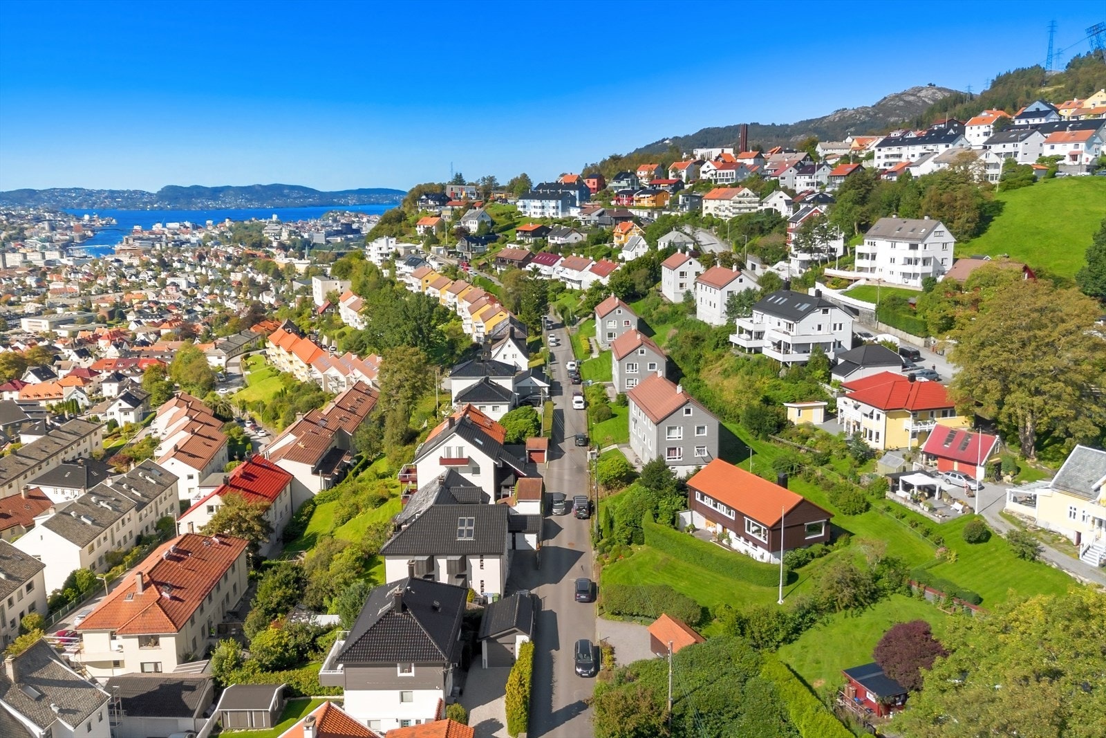 Her er et rolig og balansert nabolag og flere har valgt å flytte tilbake til området de vokste opp i. Her er kjekt å være! Galleribilde