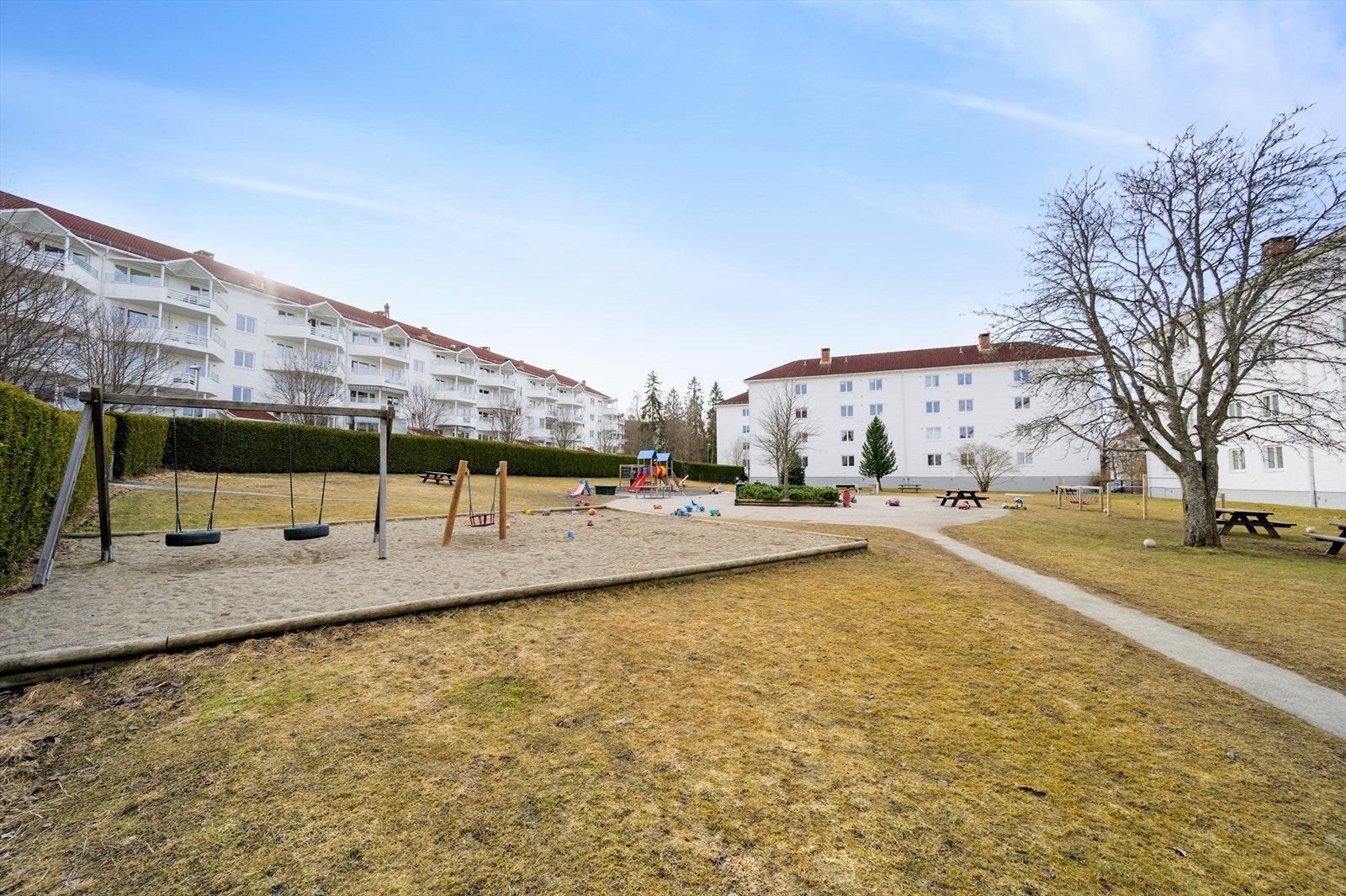 Koselig uteområde som kan benyttes av beboerne. Galleribilde