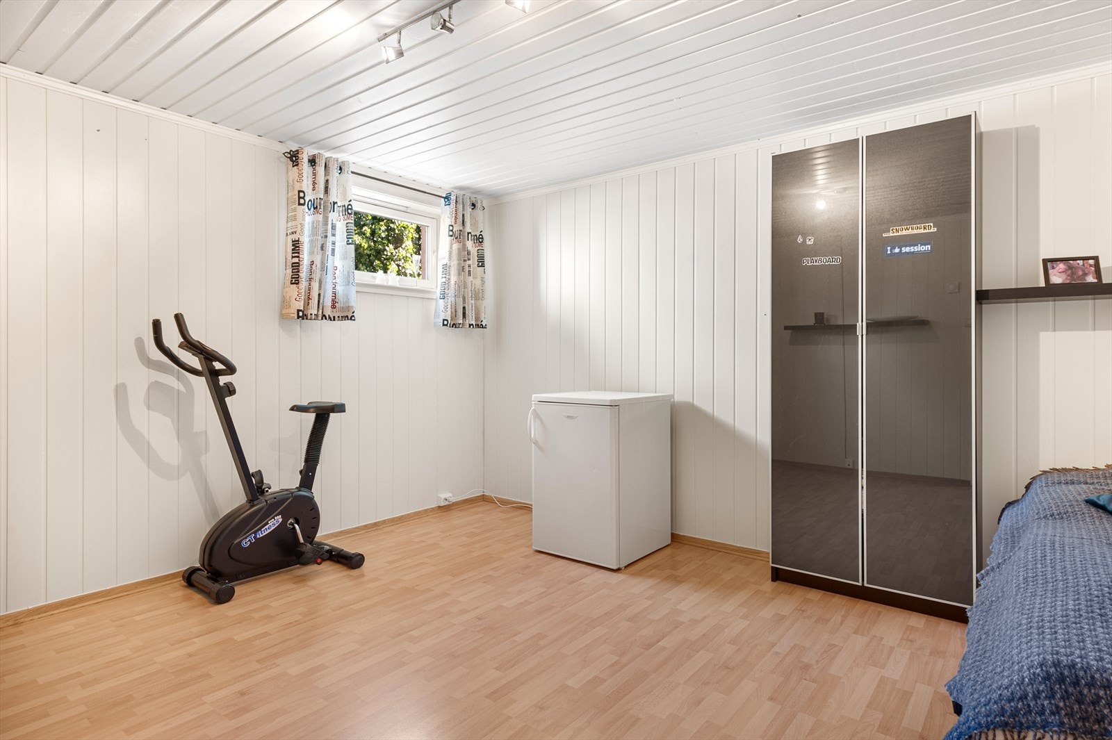 Pene rom gode størrelser, vannbåren gulvvarme og lyse overflater. Galleribilde