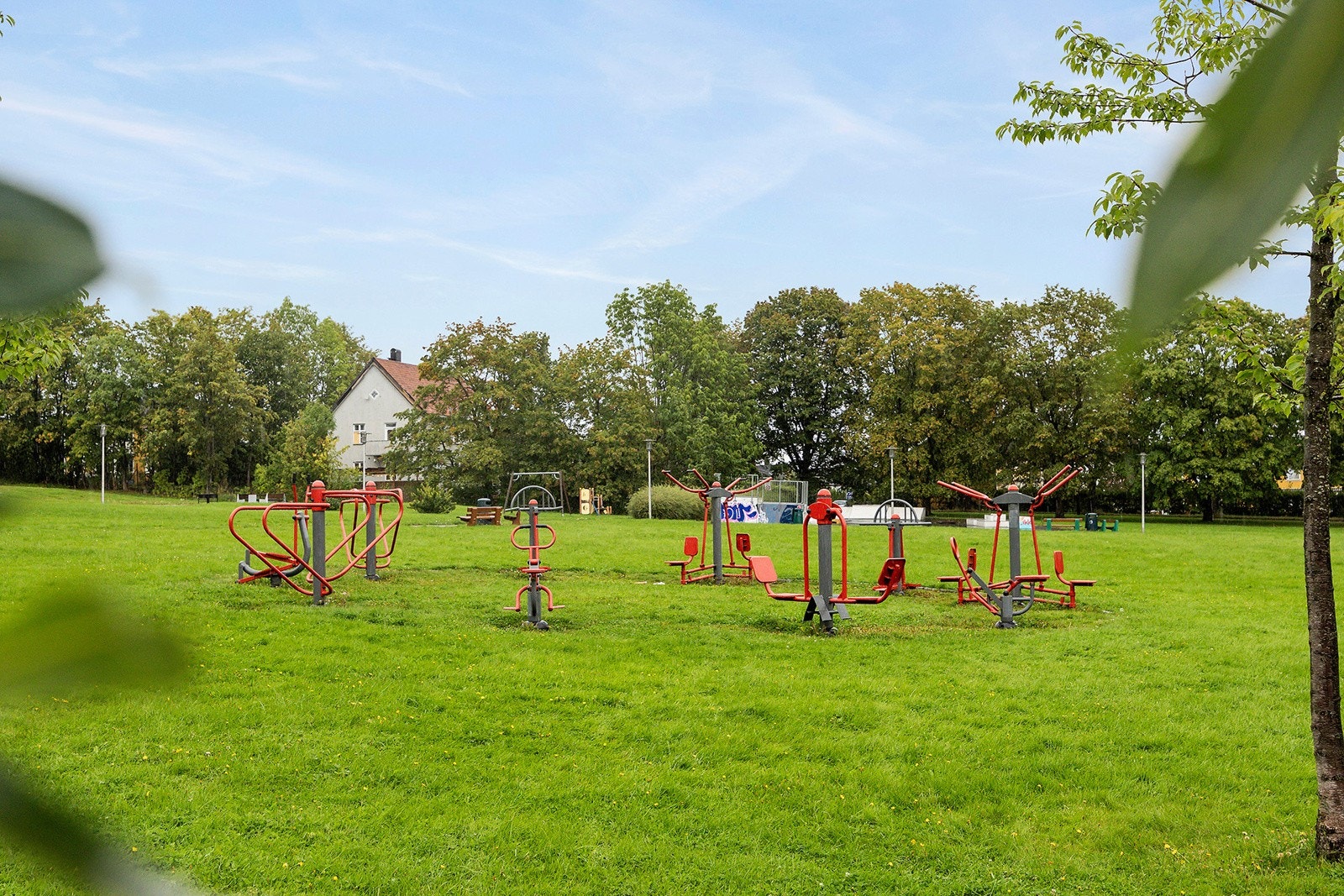 Treningspark i Teisen parken. Galleribilde