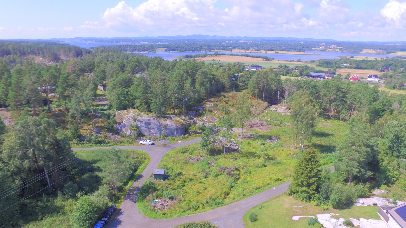 Nærområde med Viksfjord i horisonten Galleribilde