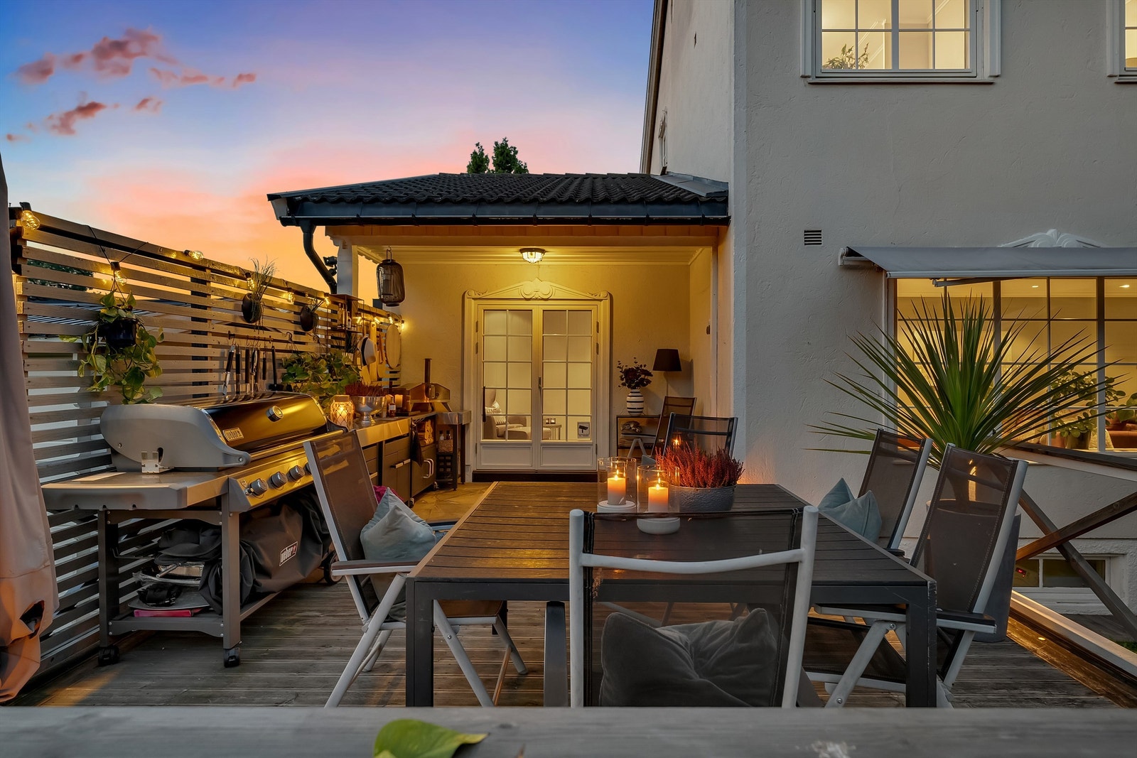 Eiendommen har flere herlige uteplasser! Galleribilde