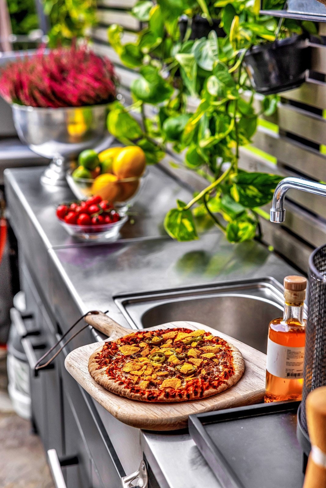 Spilevegg ble montert og utekjøkken etablert i 2021 Galleribilde