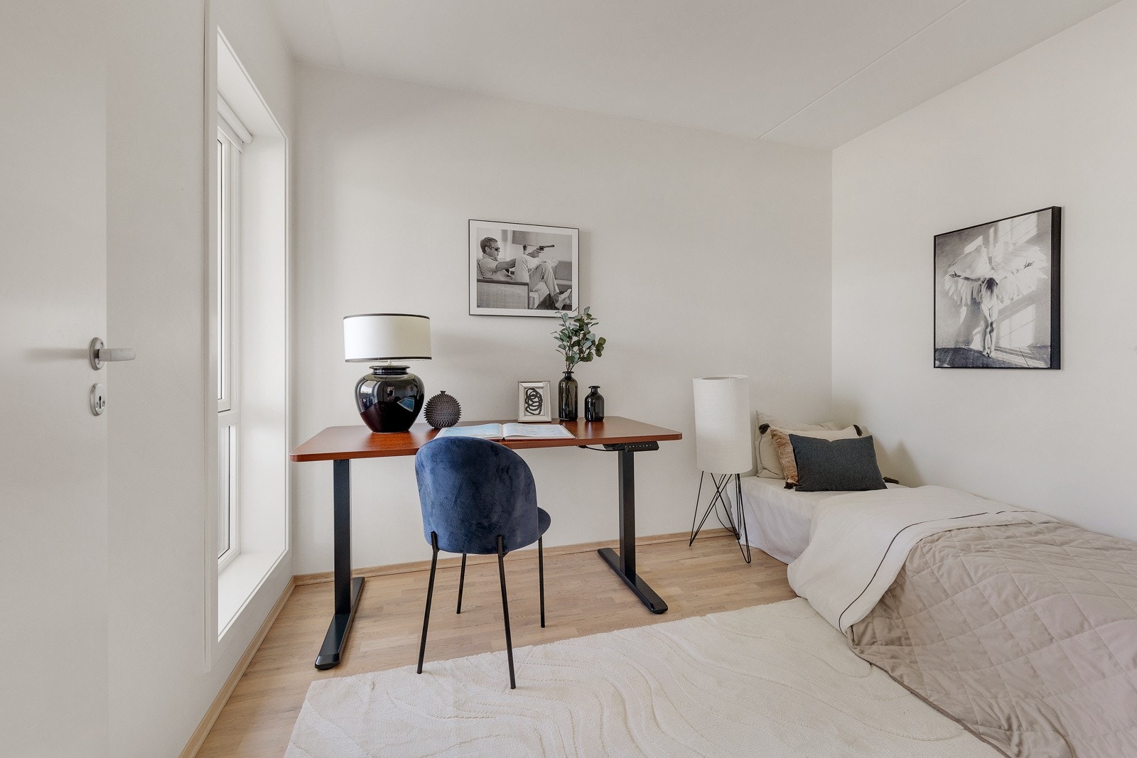 Det andre soverommet har plass til møblement etter eget ønske og behov. Galleribilde
