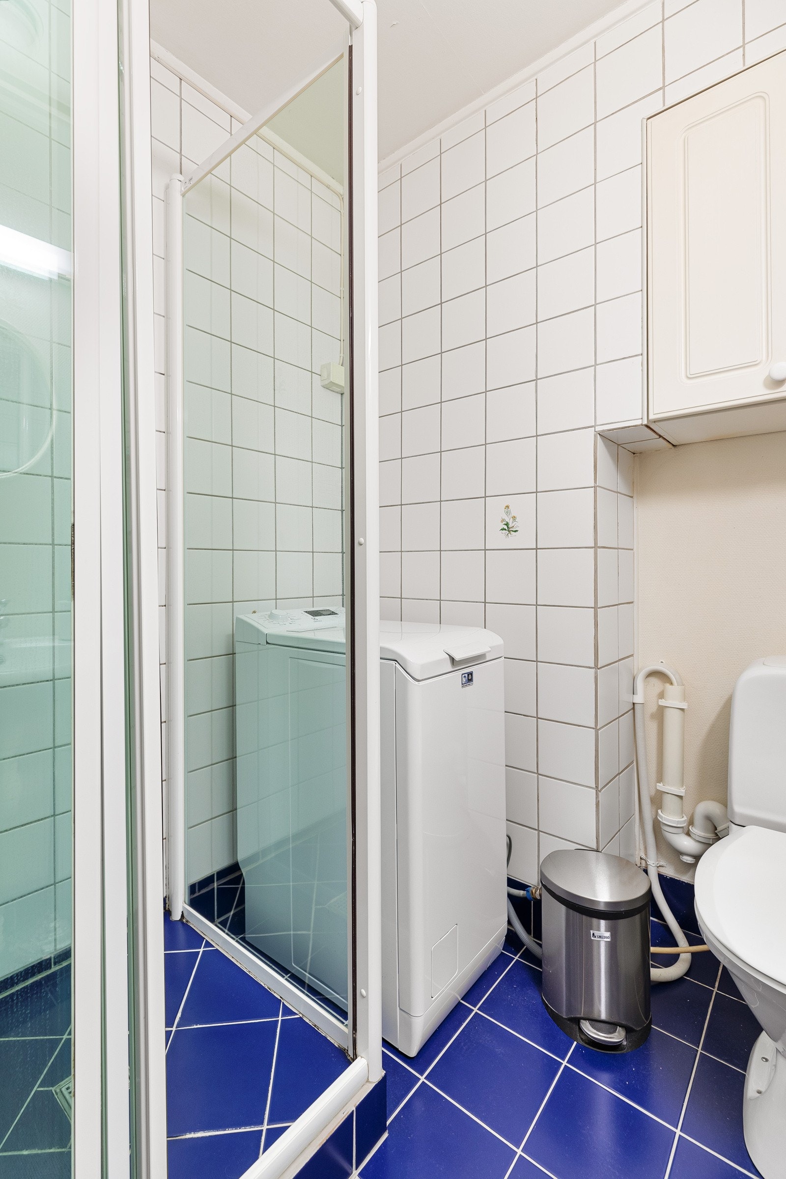 Opplegg for vaskemaskin på badet Galleribilde