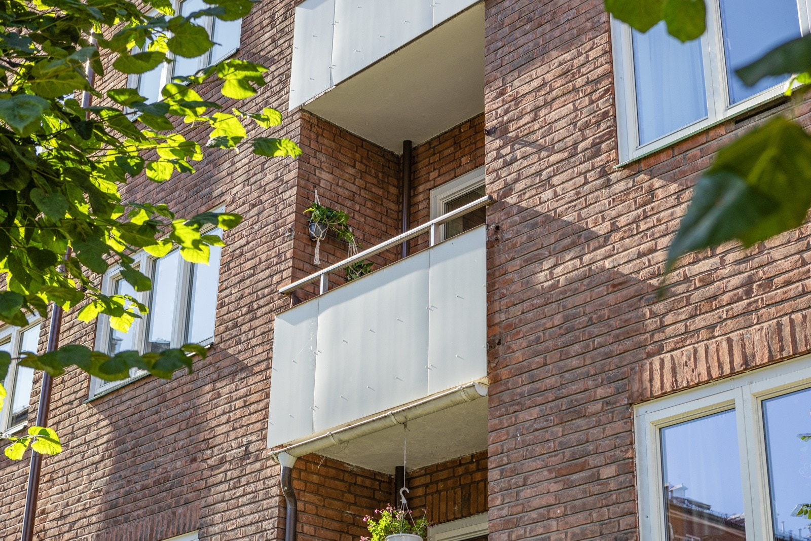 Leiligheten har en fin beliggenhet i 2.etasje. Galleribilde