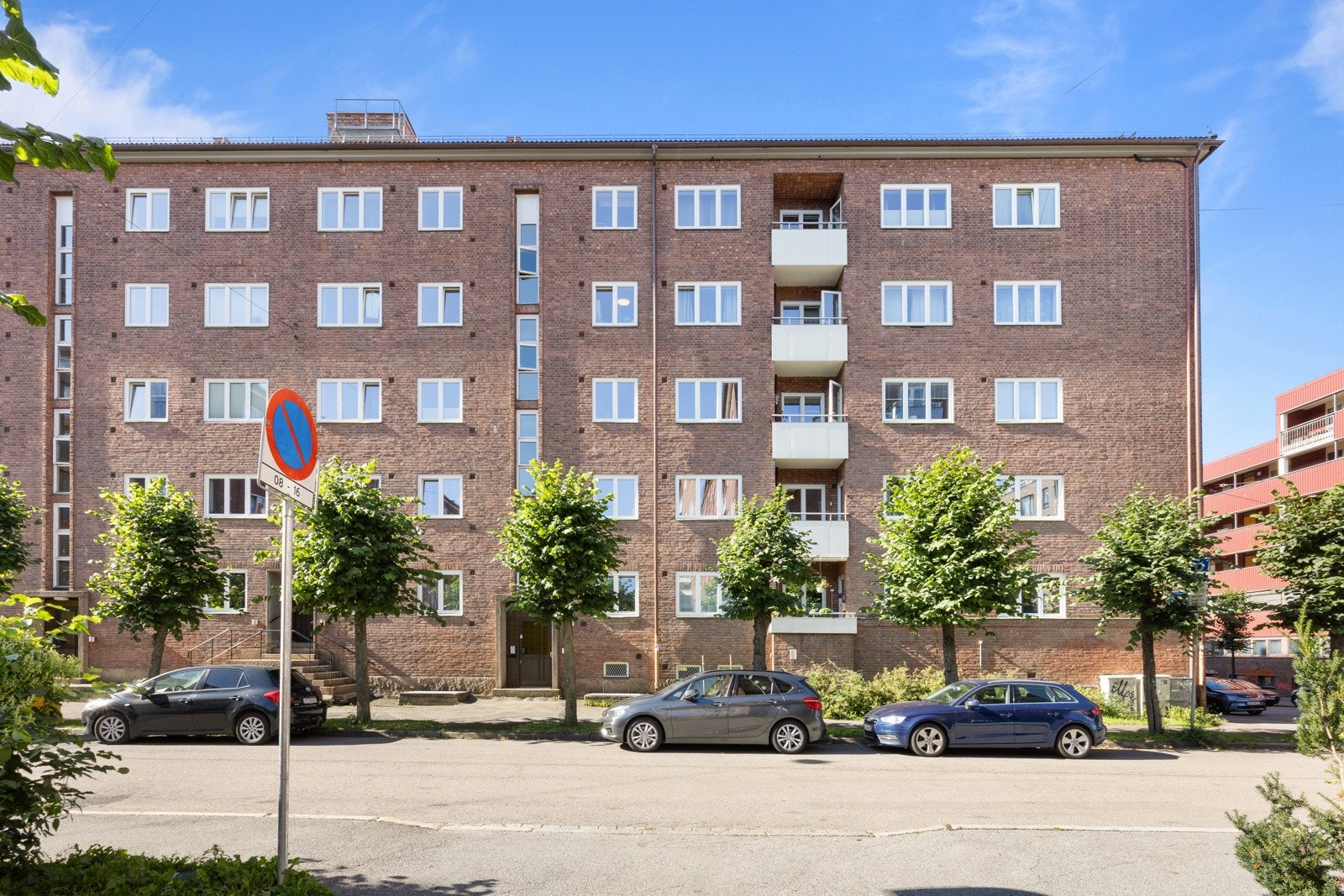Sentralt og populært område hvor du har "alt" i gåavstand. Galleribilde