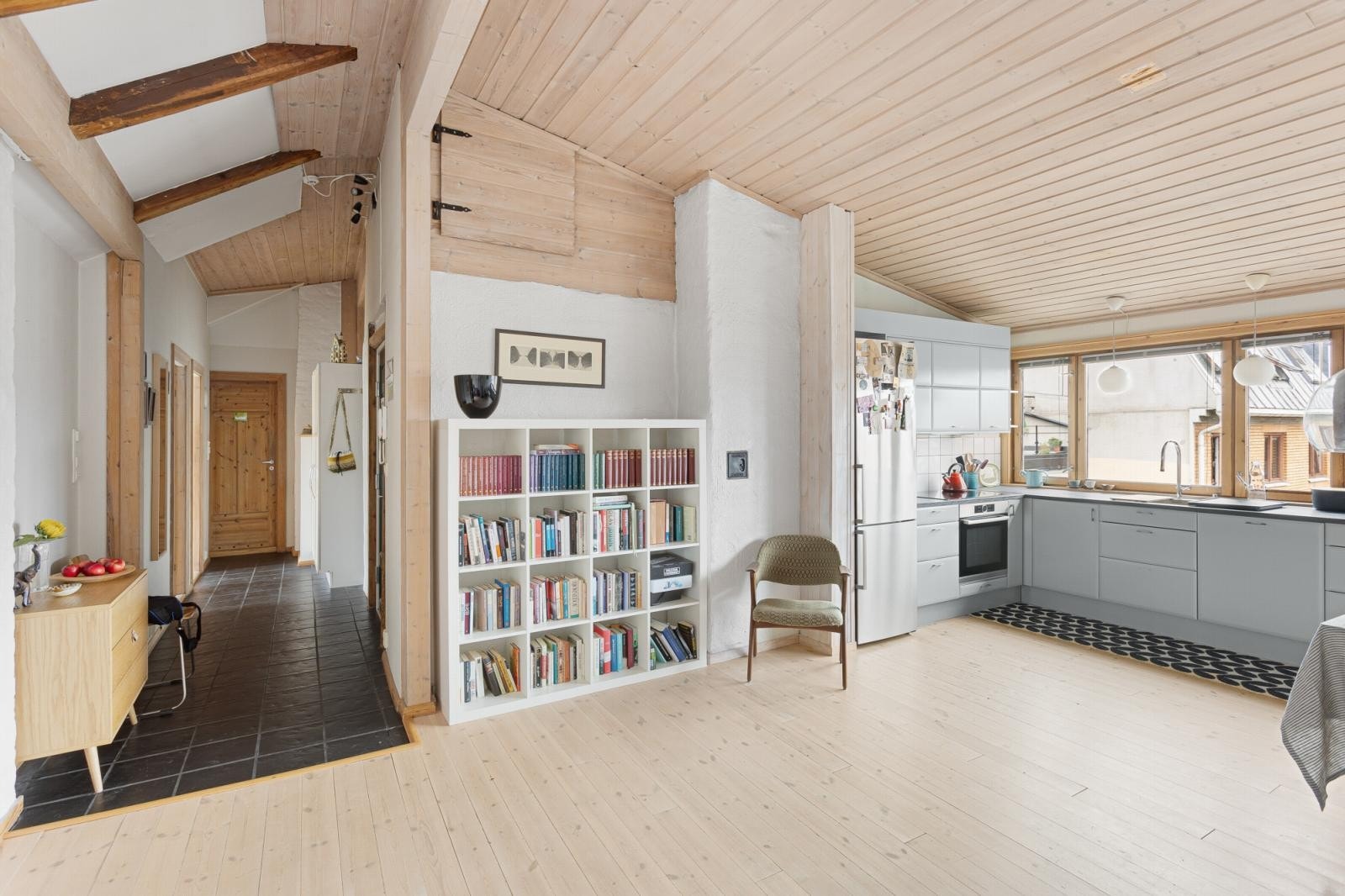 Har du spørsmål om leiligheten? Ta kontakt med megler i dag. Galleribilde