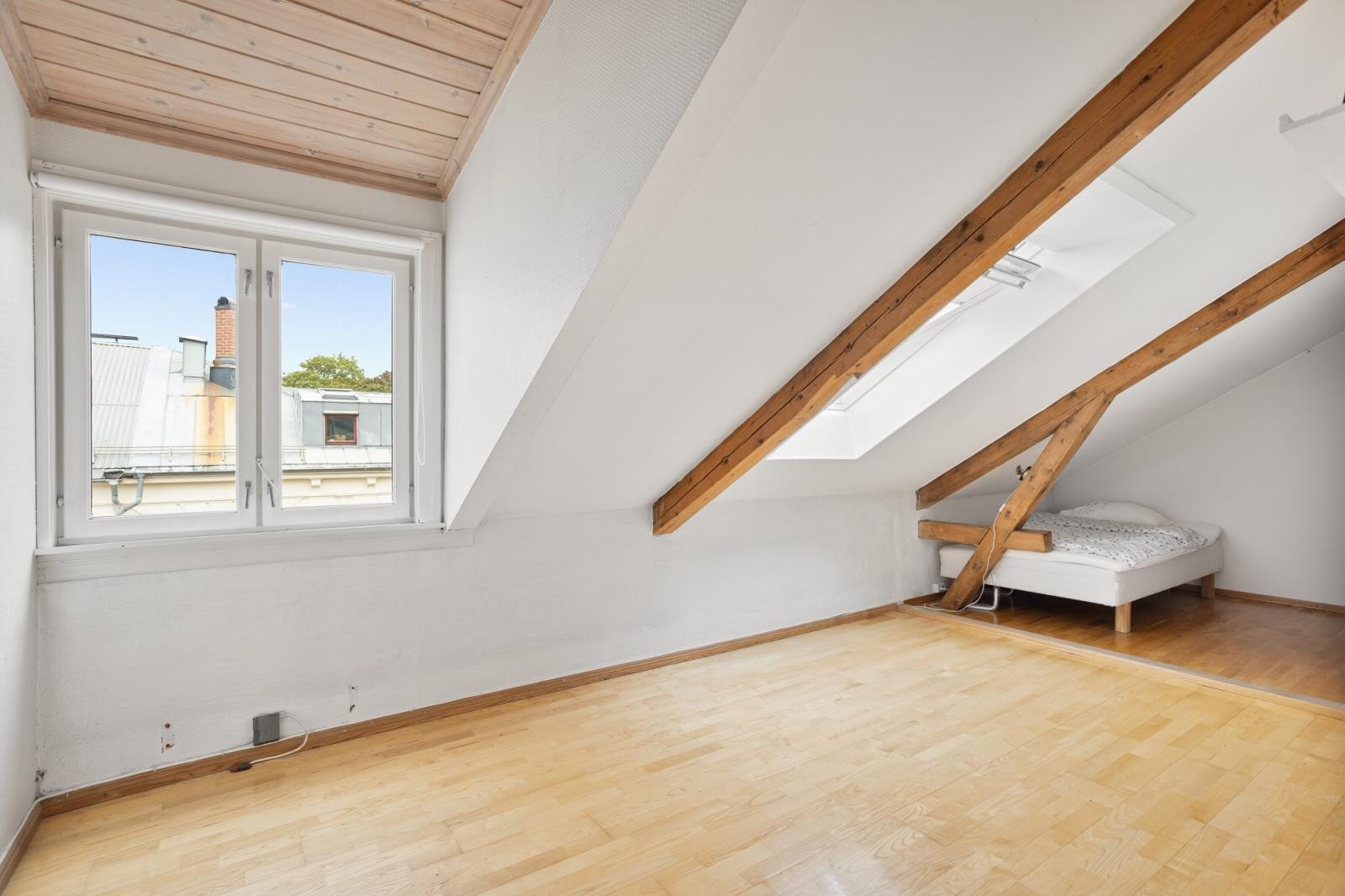 Loftstuen er i dag innredet som et ekstra gjesterom. Galleribilde