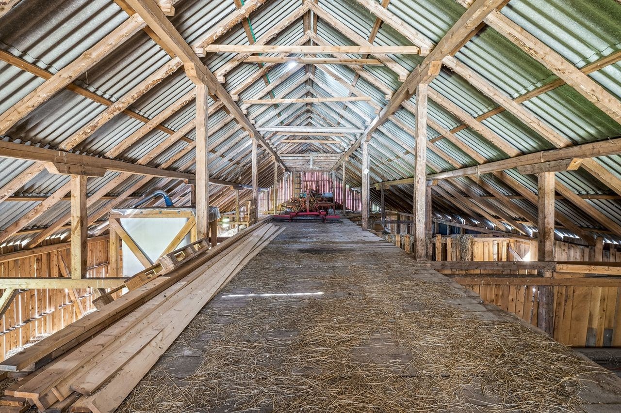 Låve Galleribilde