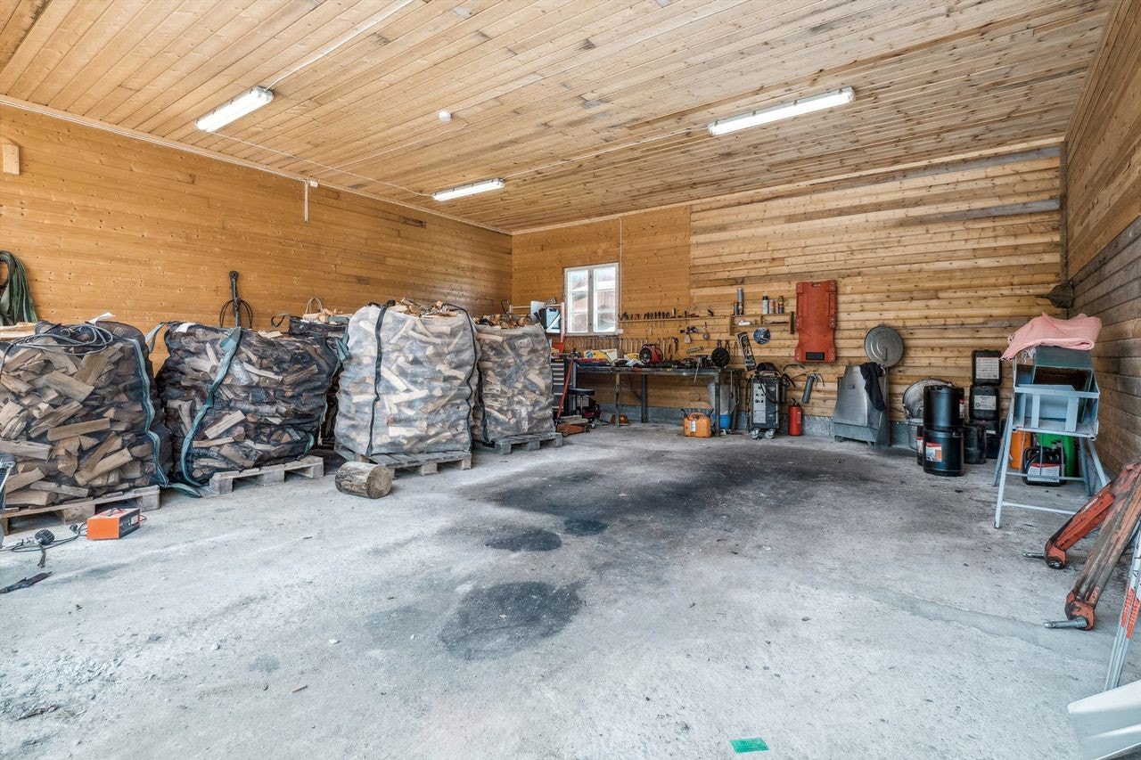 Traktorgarasje Galleribilde