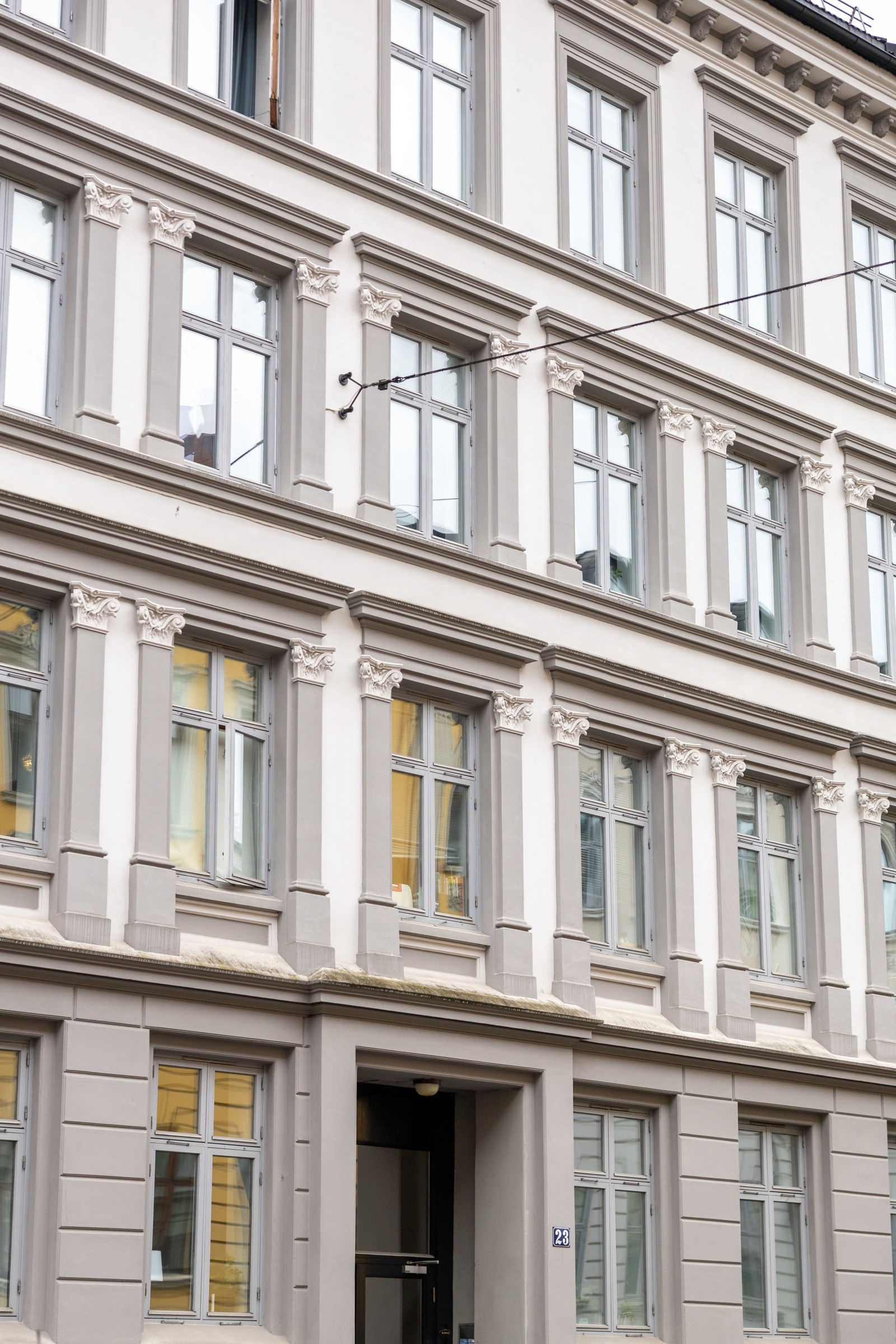 Dette gjør at området er meget stille og rolig, uten bil- eller kollektiv trafikk i umiddelbar nærhet. Galleribilde