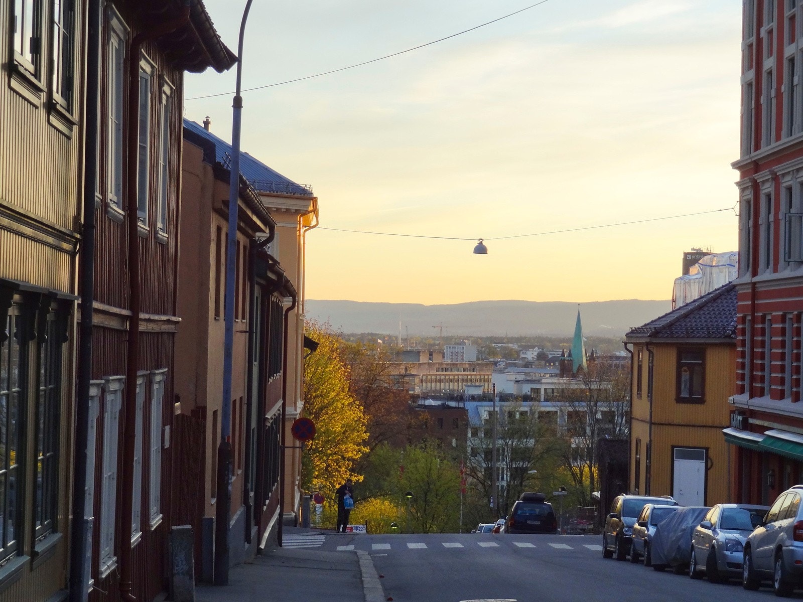 Kampen med koselig treverksbebyggelse. Galleribilde