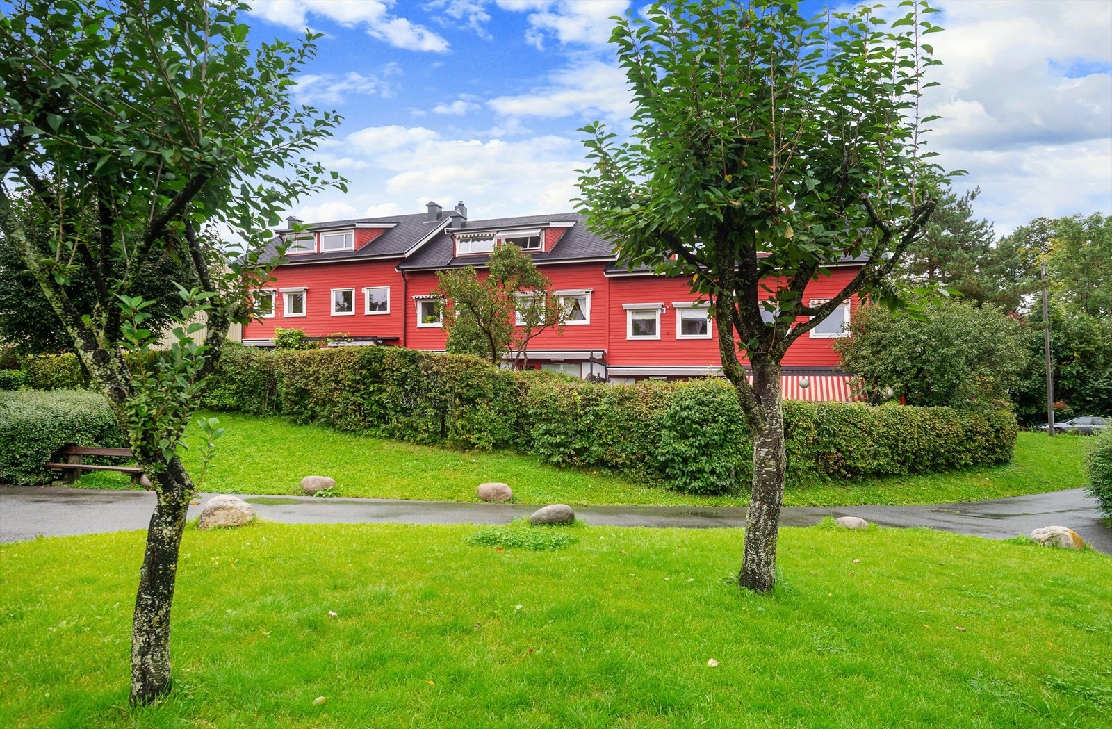 Rekkehuset sett fra fremsiden. Galleribilde