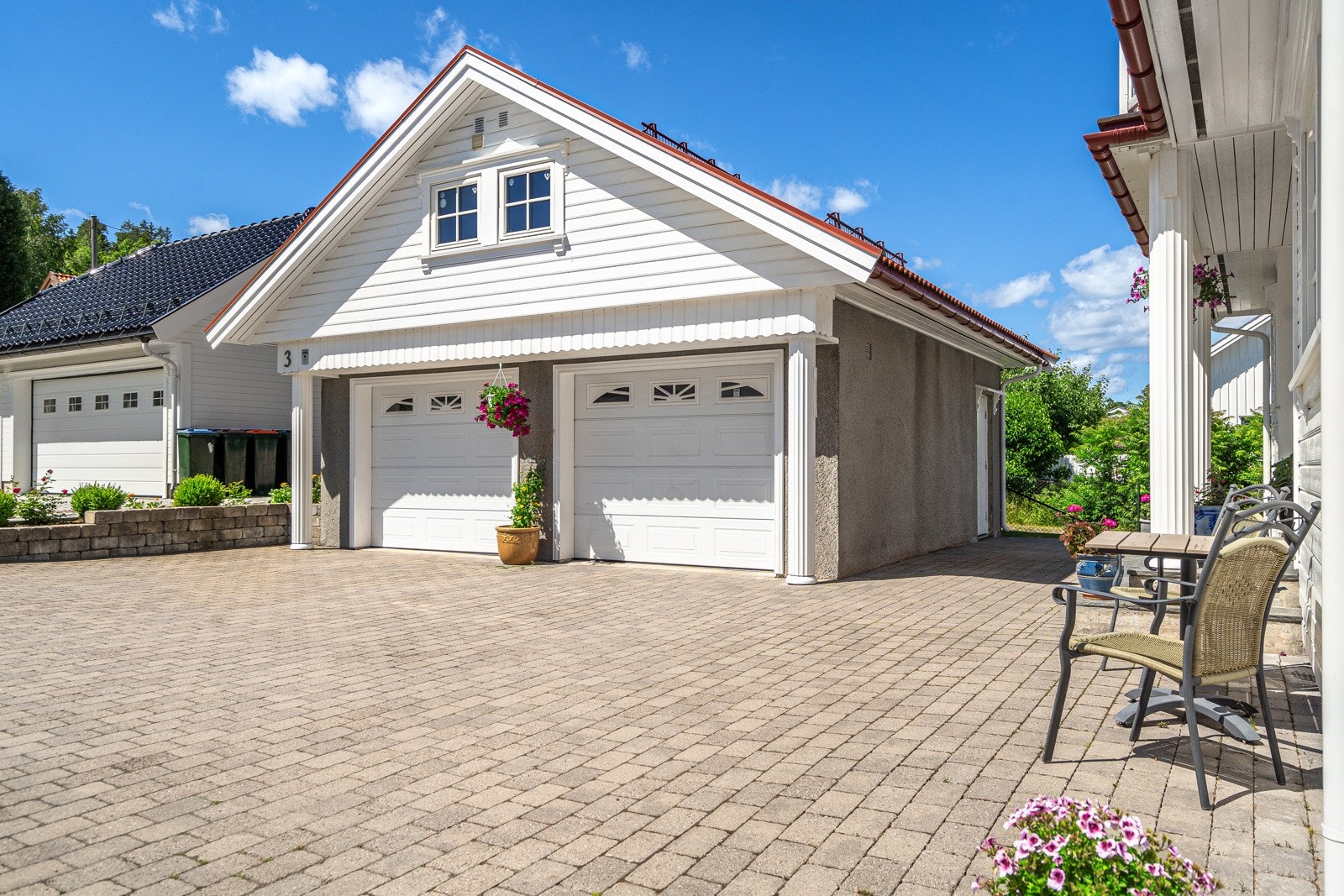 Flott garasje med mye plass (totalt 57m²) Galleribilde