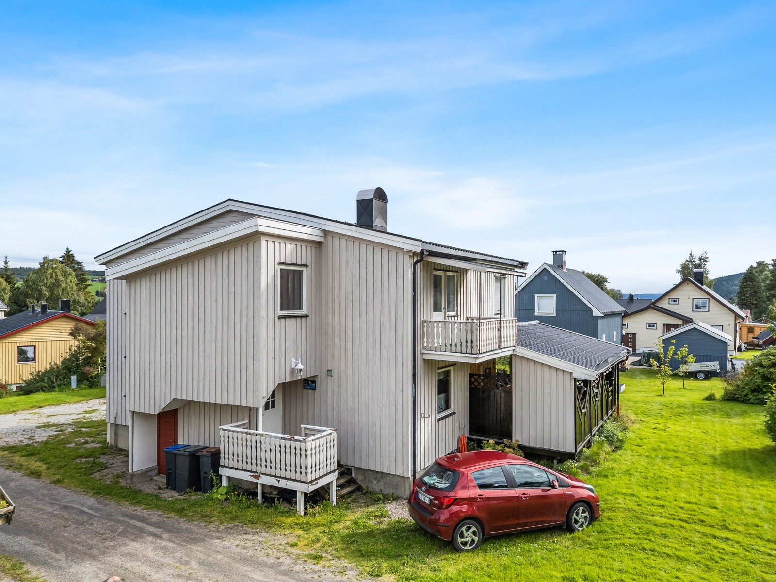 Innholdsrik bolig med gode muligheter for utleie. Galleribilde