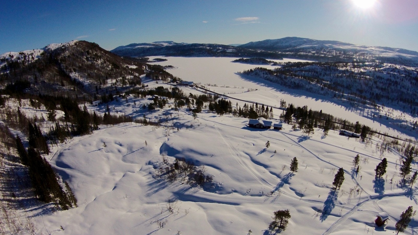 Nydelig utsikt fra toppen av Slupphaugen hyttefelt mot sør-øst Galleribilde
