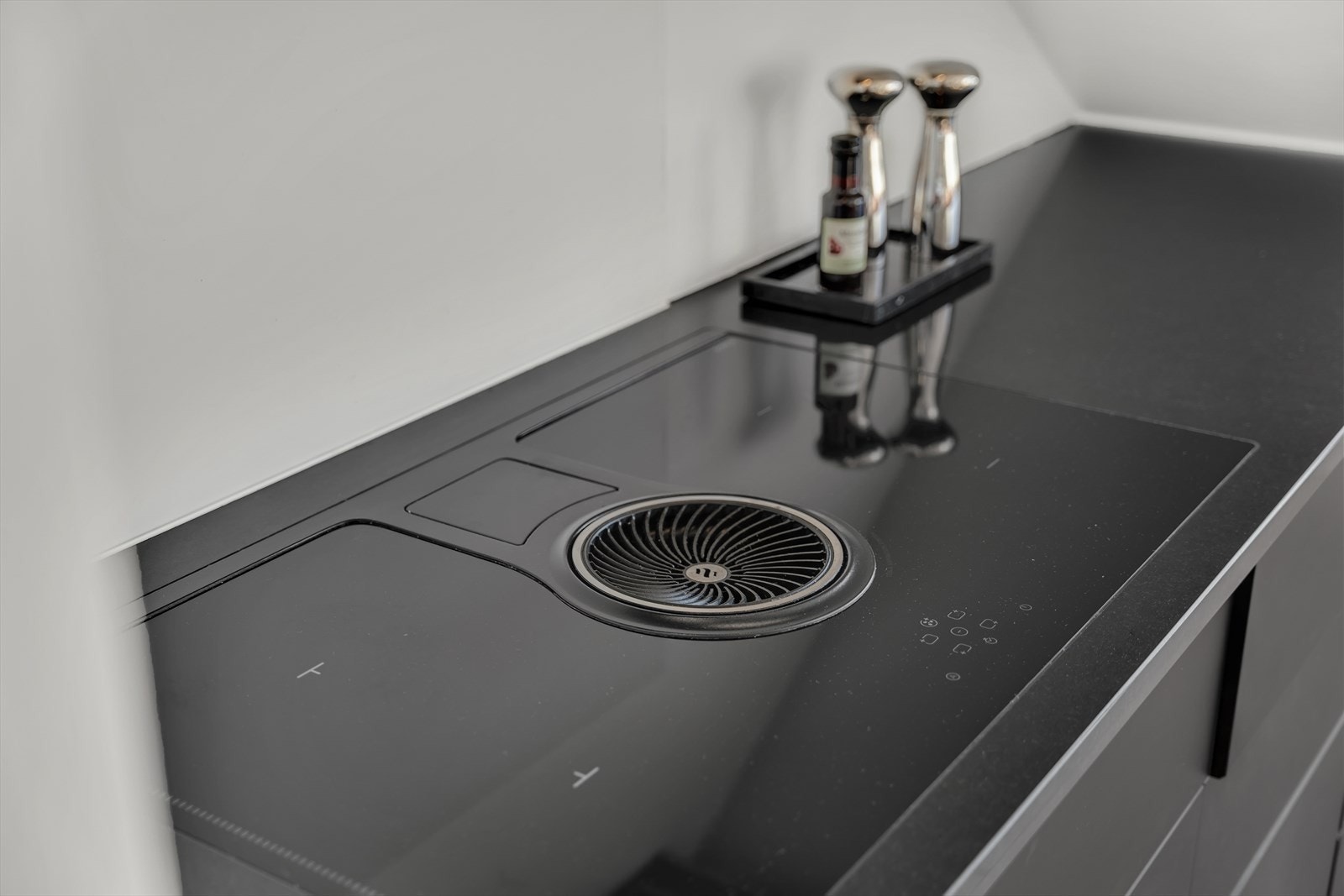 Integrert vifte i platetoppen. Galleribilde