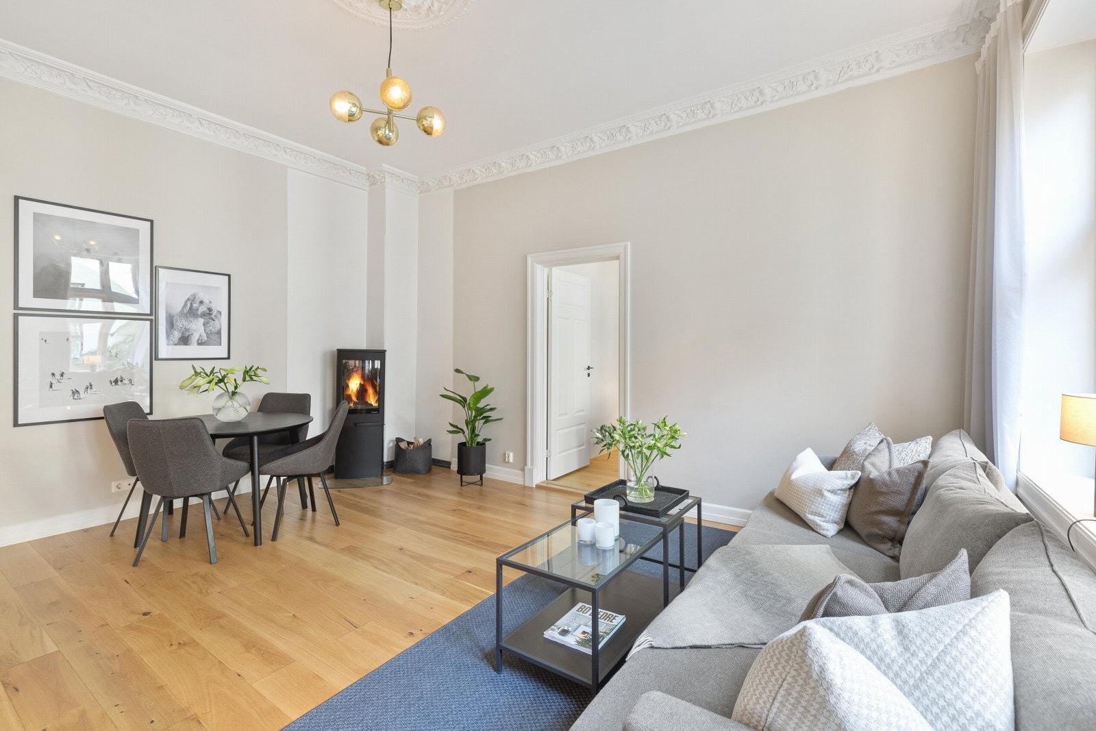 Oppholdsrommet er enkelt å møblere etter eget ønske og behov Galleribilde