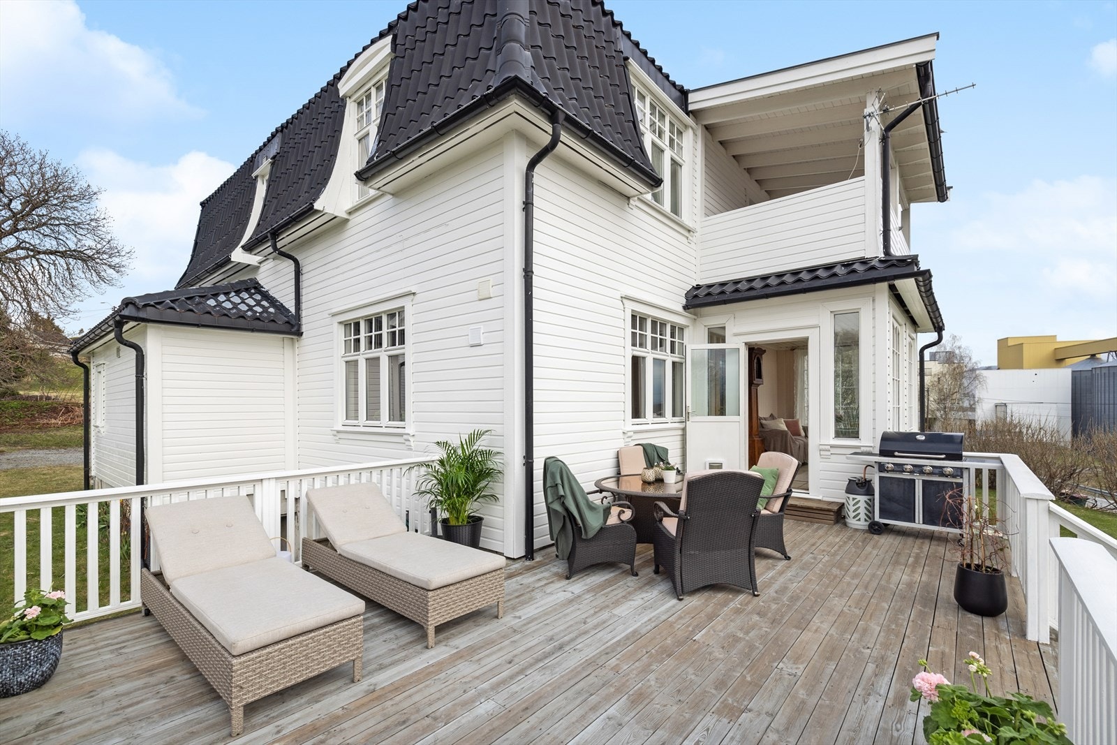 Her kan man nyte mange fine sommerdager Galleribilde