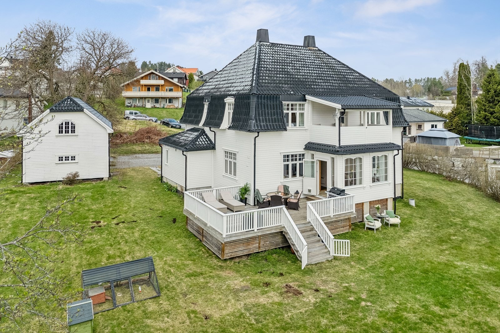 Kort vei til både barnehage, barneskole og matbutikk Galleribilde