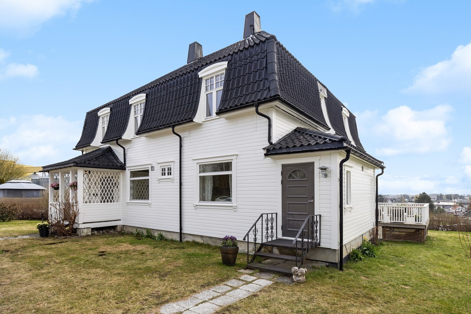 Gruset innkjørsel Galleribilde