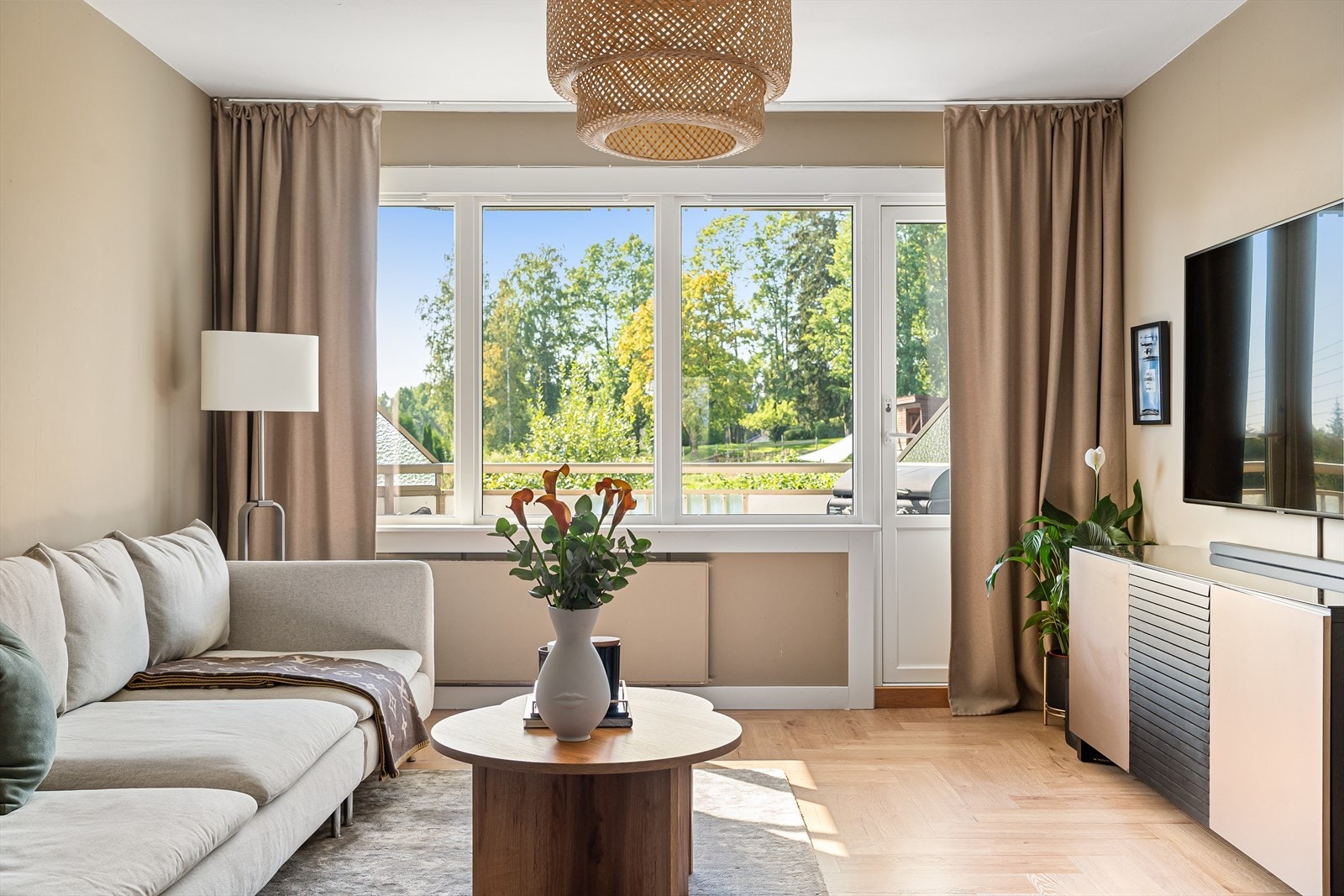 Velkommen til Nordtvetveien 8, presentert av Jonas Dahlén. Galleribilde