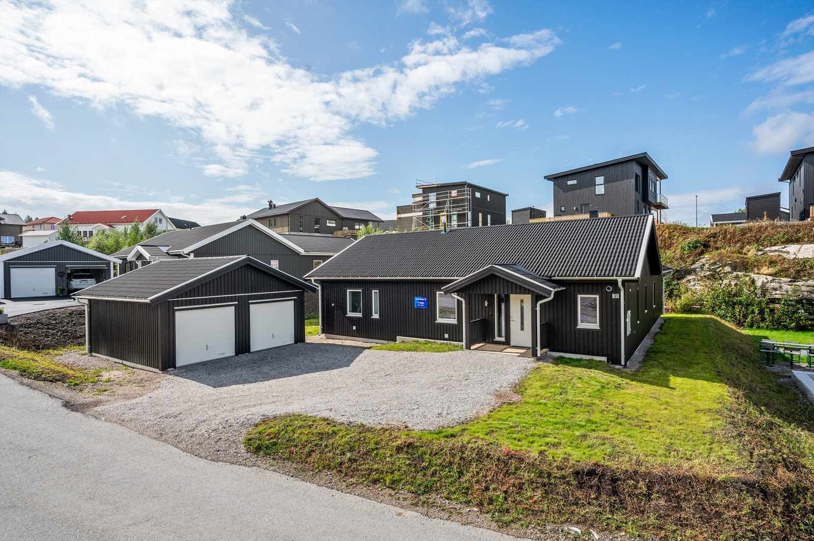 Velkommen til Brunsbykollen 31 - Presentert av EiendomsMegler1 ved Gjermund Haugeneset Galleribilde