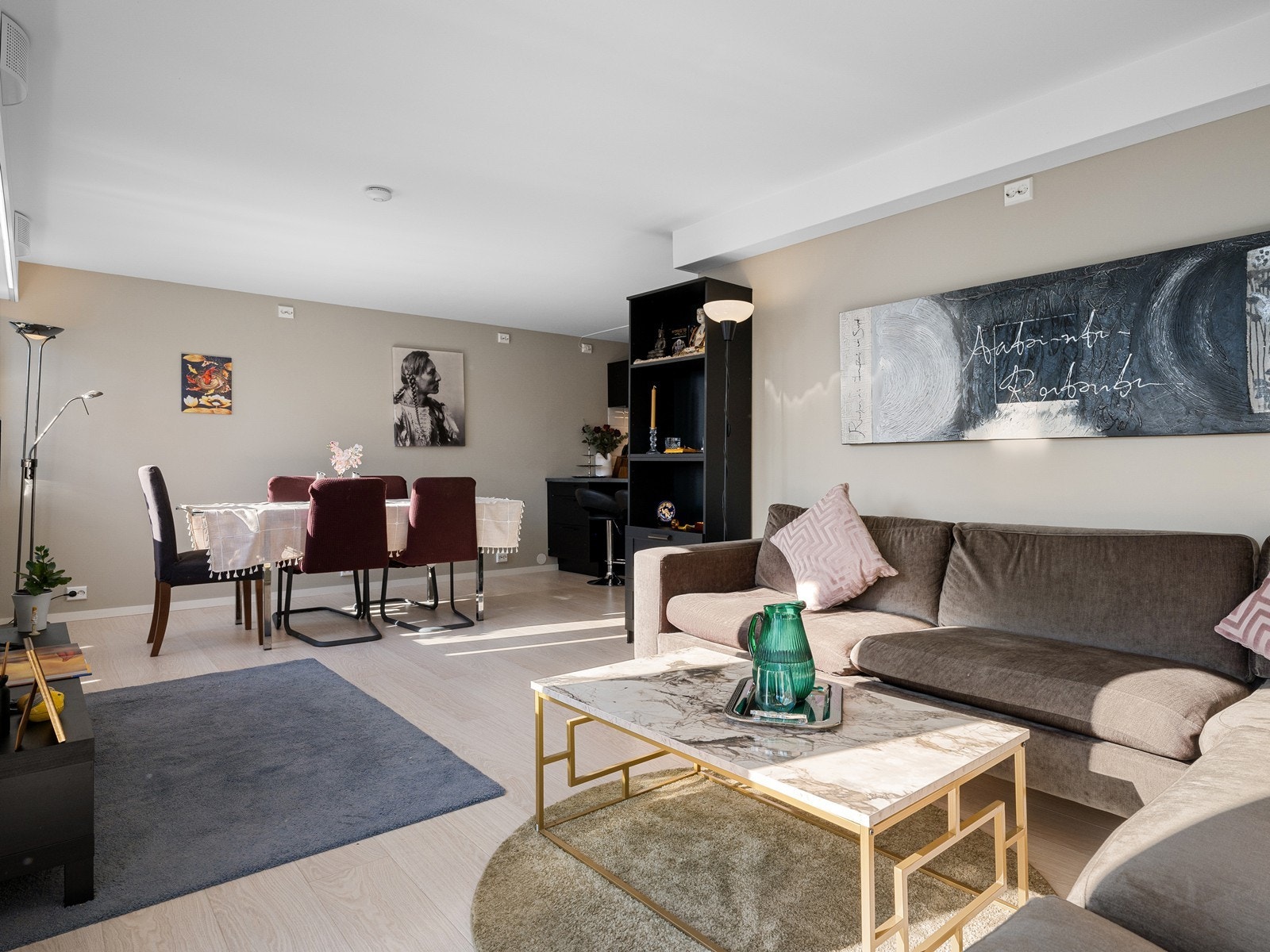 Pent og gjennomført. Galleribilde