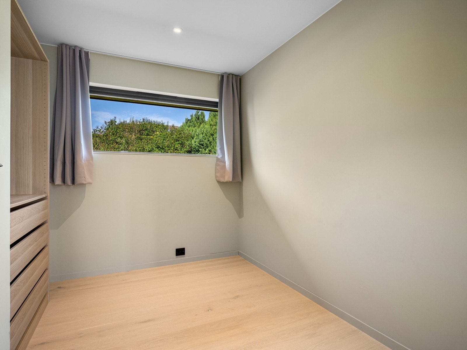 Soverom 2 av 3 i 1. etasje. Galleribilde