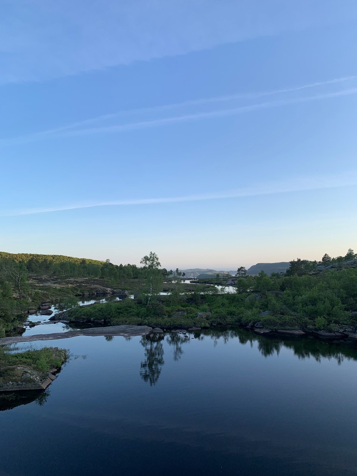 Utsikt fra Sandvannet mot Åptafjorden og Farsund Galleribilde