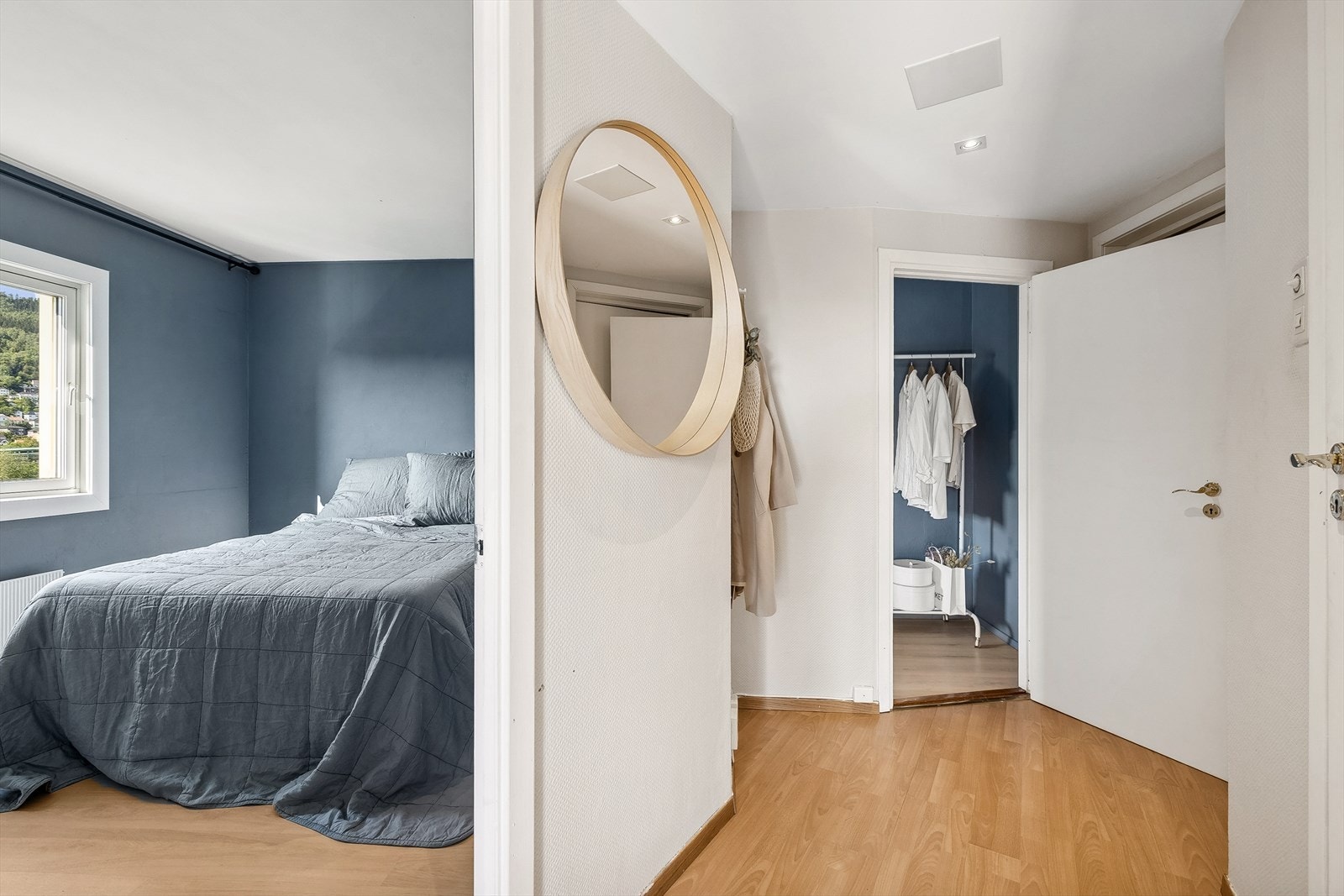 Leiligheten har ett soverom. Galleribilde