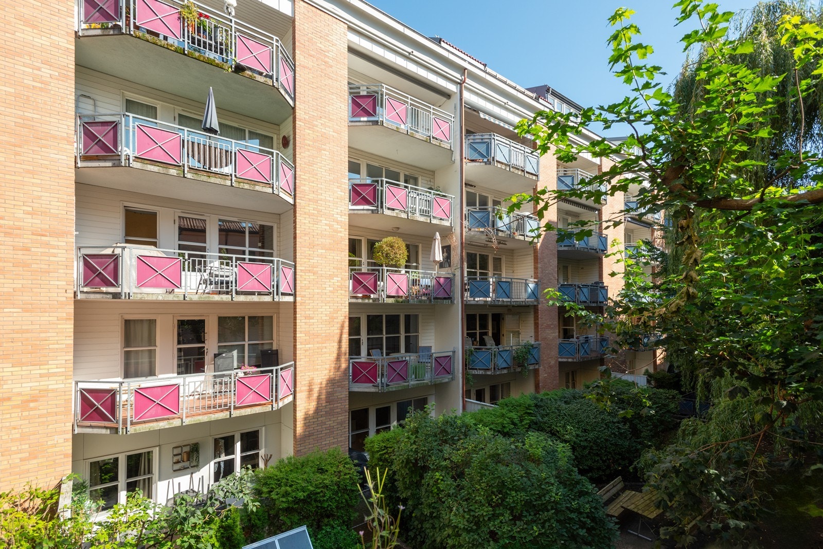 Fasade fra bakgård Galleribilde