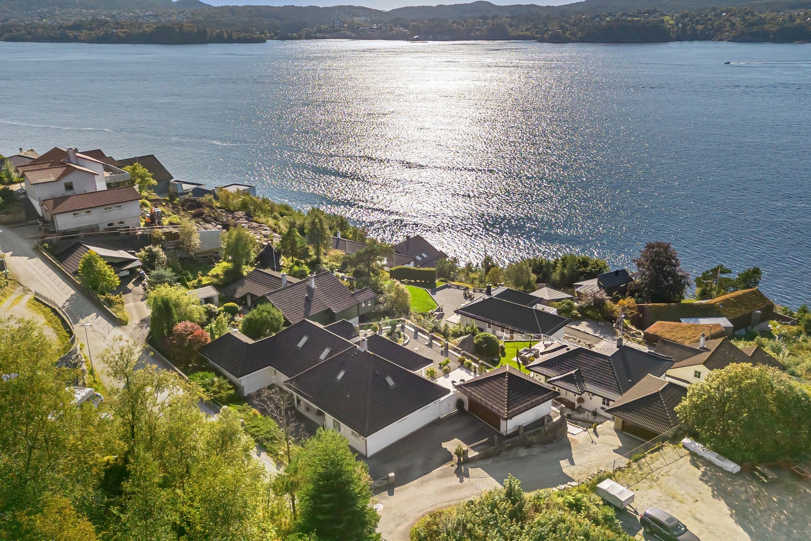 Morvik er vestsiden av Åsane, sentralt med kun 6 min kjøretur til Åsane Senter Galleribilde