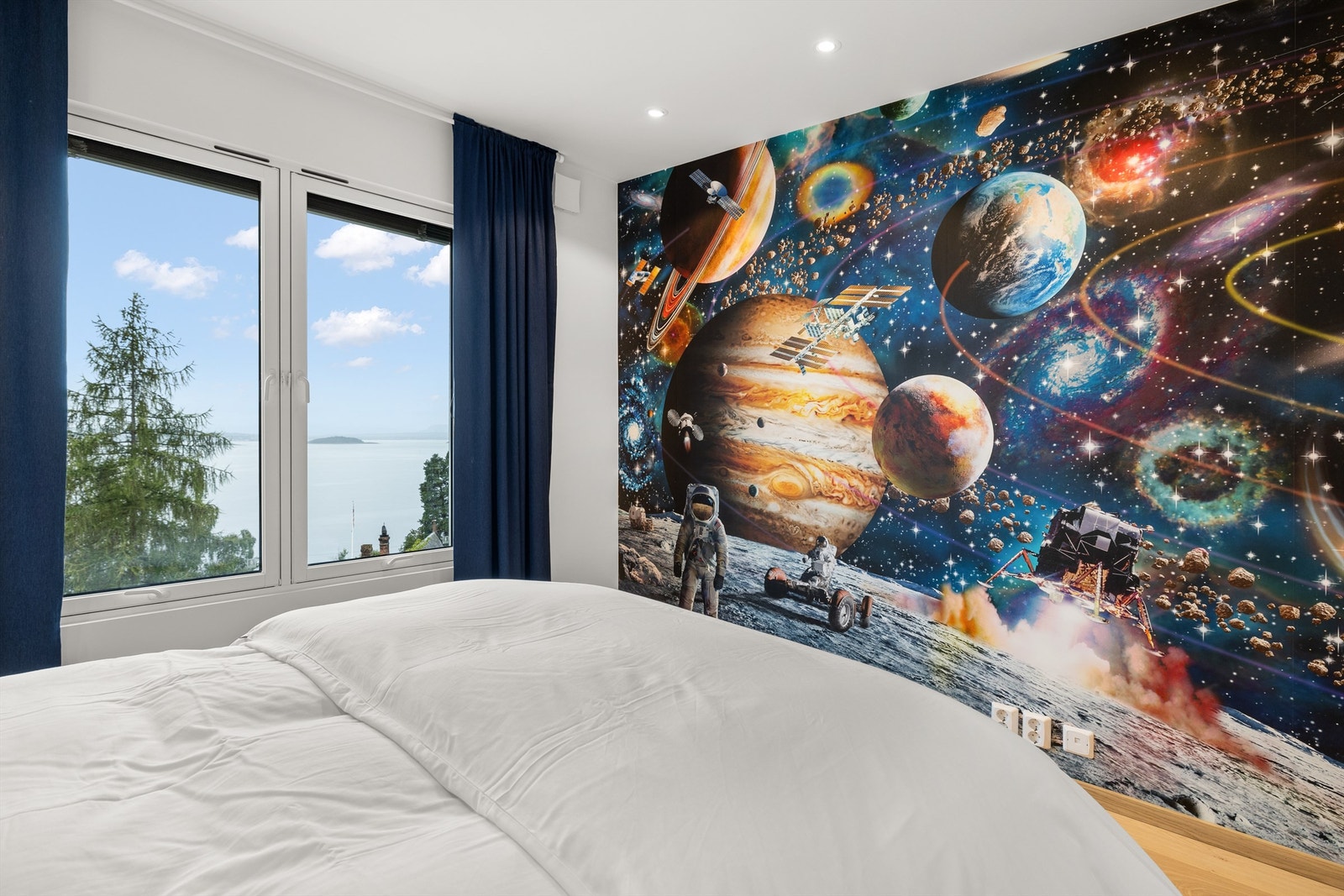 Soverom. Galleribilde