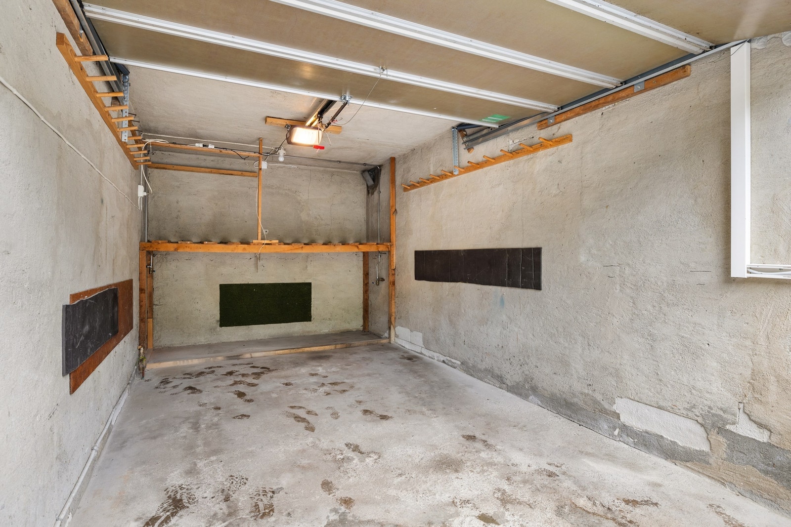 Garasje. Galleribilde