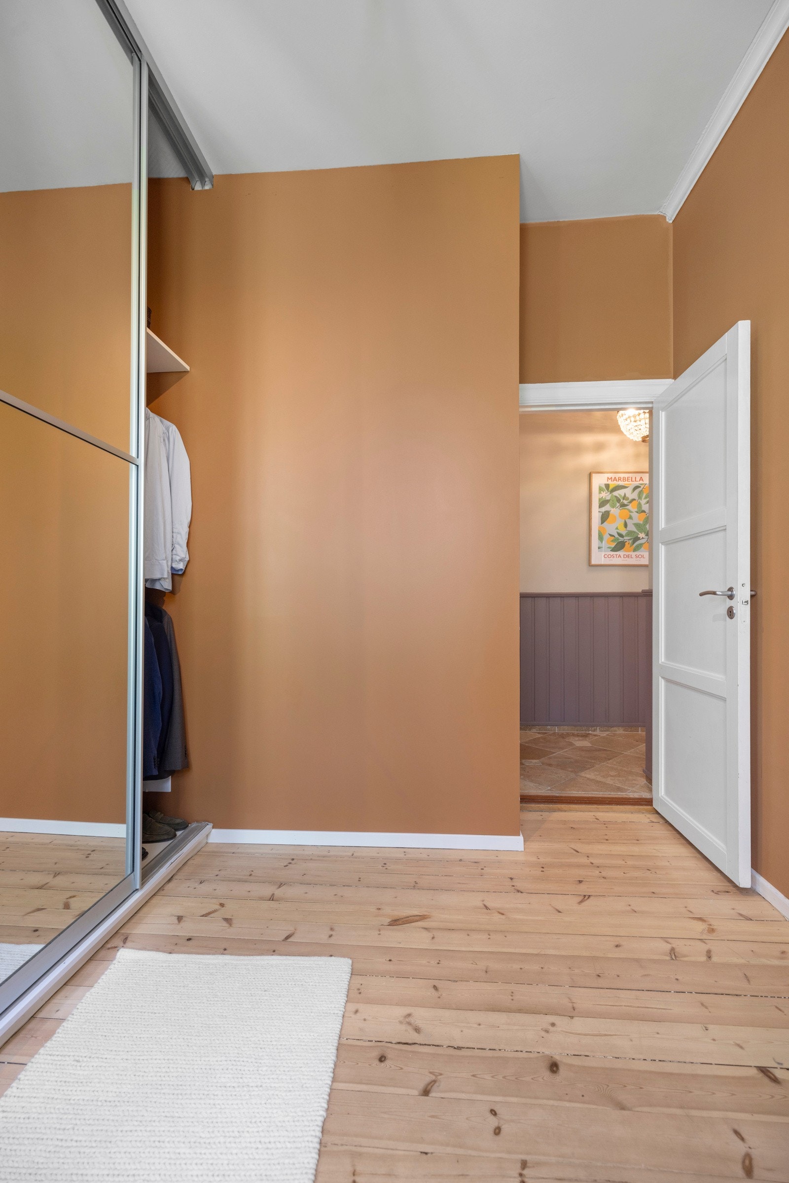 Rommet kan også fint brukes som hjemmekontor slik tidligere eier har gjort. Galleribilde