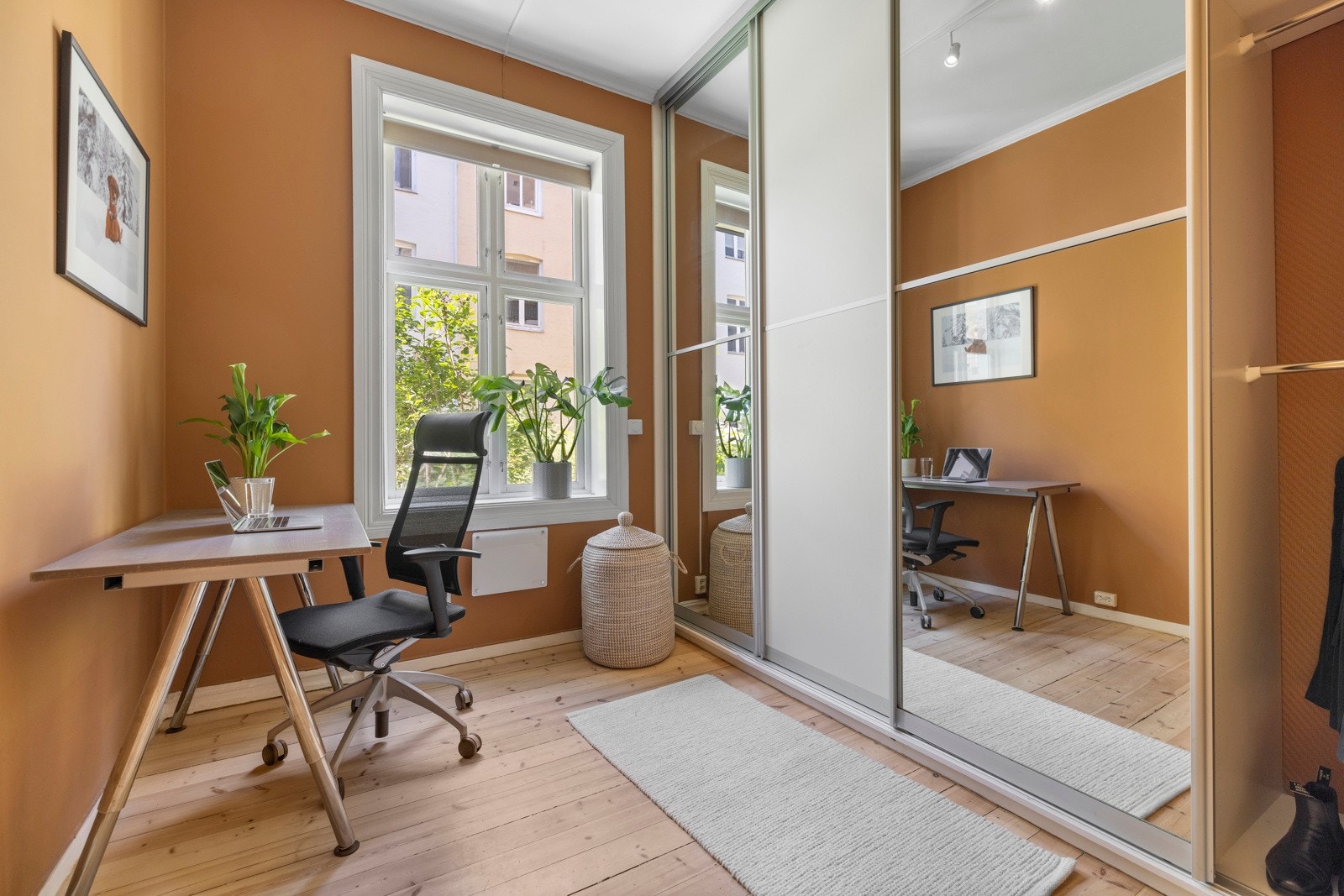 Pent soverom II med mulig plass til seng og nattbord. Galleribilde