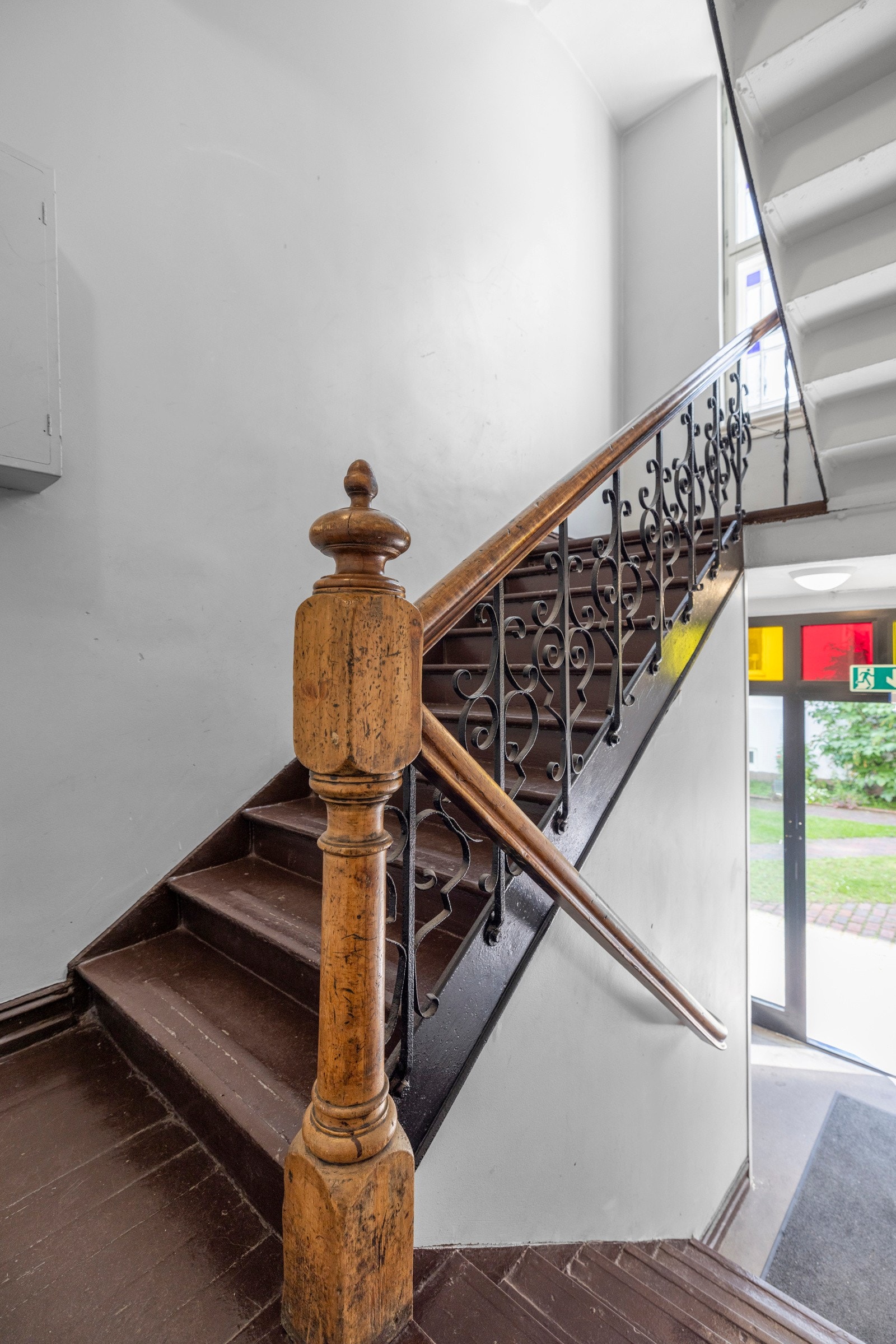 Innbydende trappeoppgang. Galleribilde