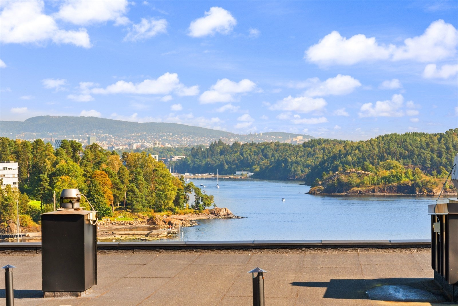 Fantastisk utsikt fra felles takterrasse Galleribilde