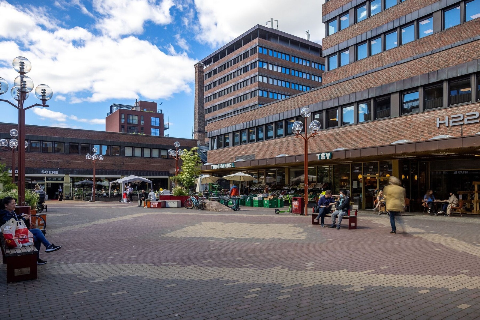 Tøyen Torg har flere spennende spisesteder og utesteder. Galleribilde