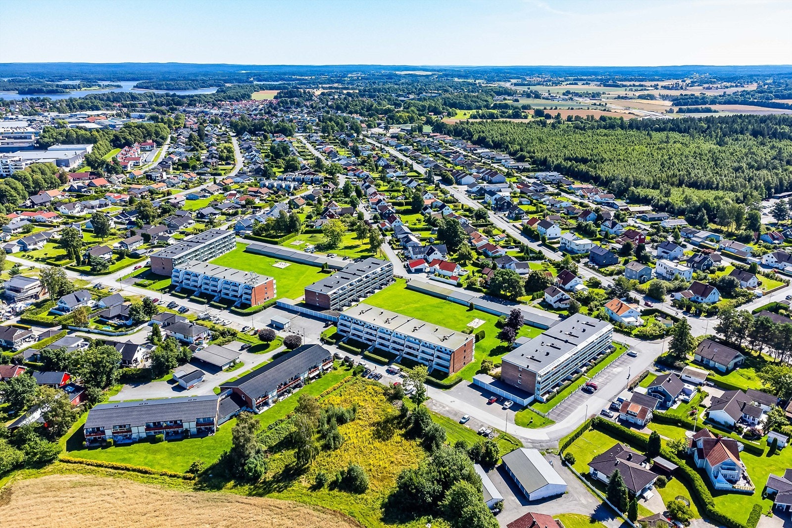 Det fagre Ryggelandet like syd for Ekholt har en mengde turmuligheter. Galleribilde