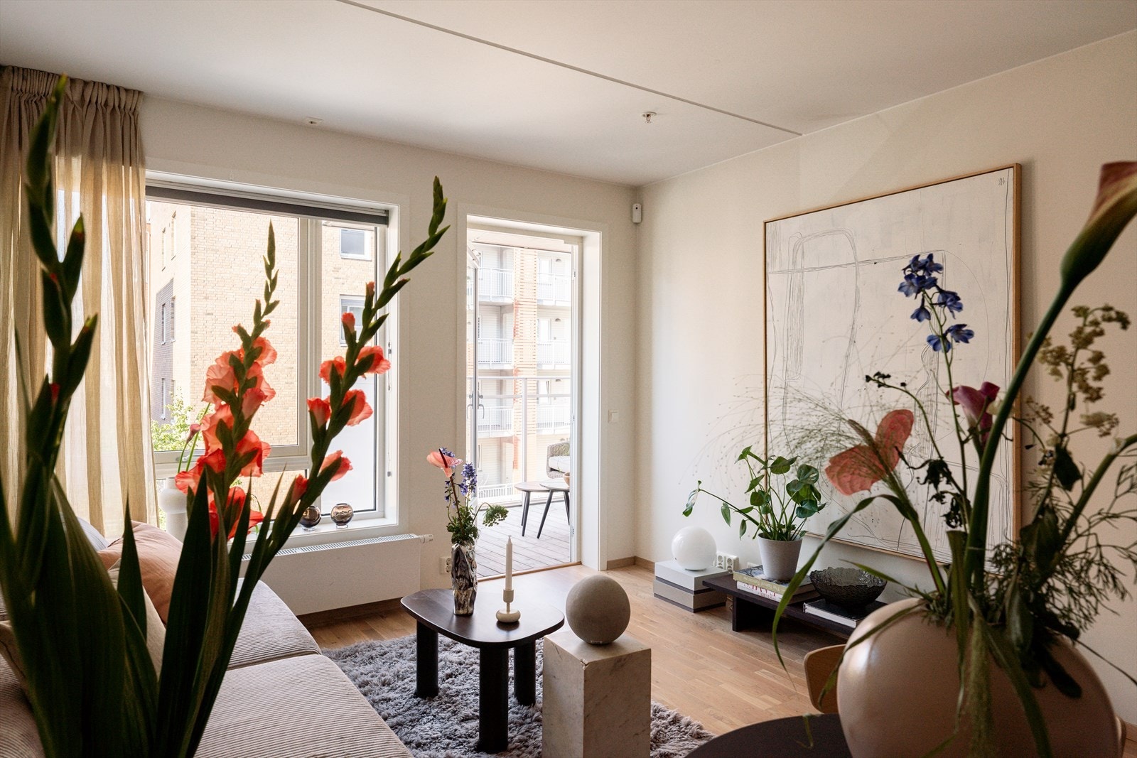 Boligen stod ferdig i 2019 og holder en høy standard. Galleribilde