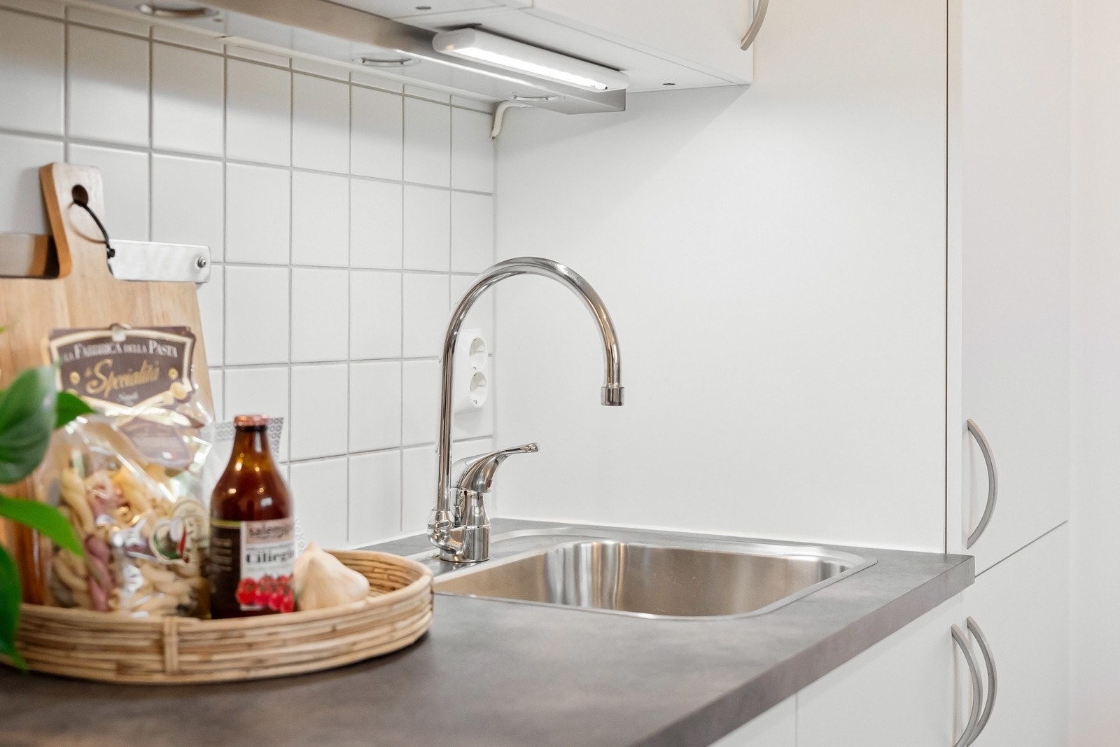 Nedfelt oppvaskkum. Galleribilde