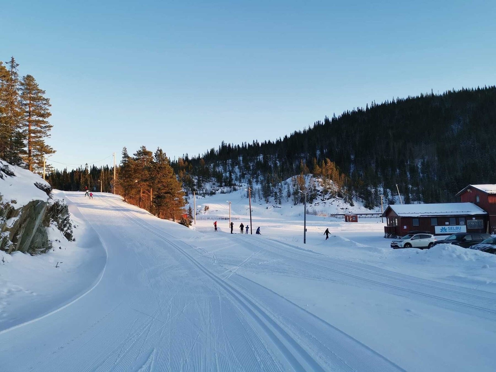 Foto fra Selbuskogen skisenter, som ligger kort vei fra hyttefeltet Galleribilde