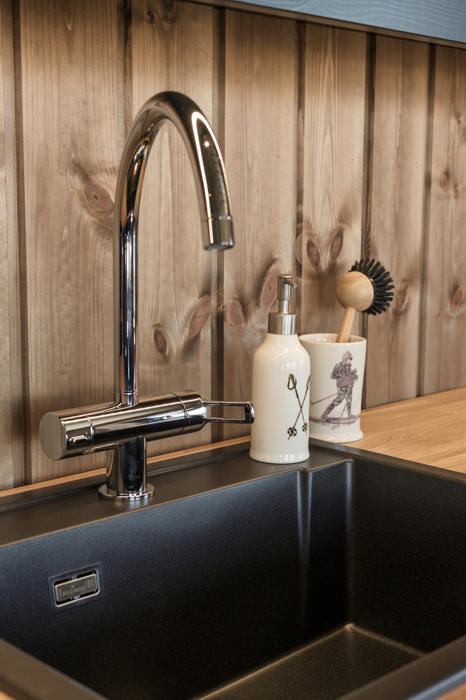 Kjøkkenvask. Galleribilde