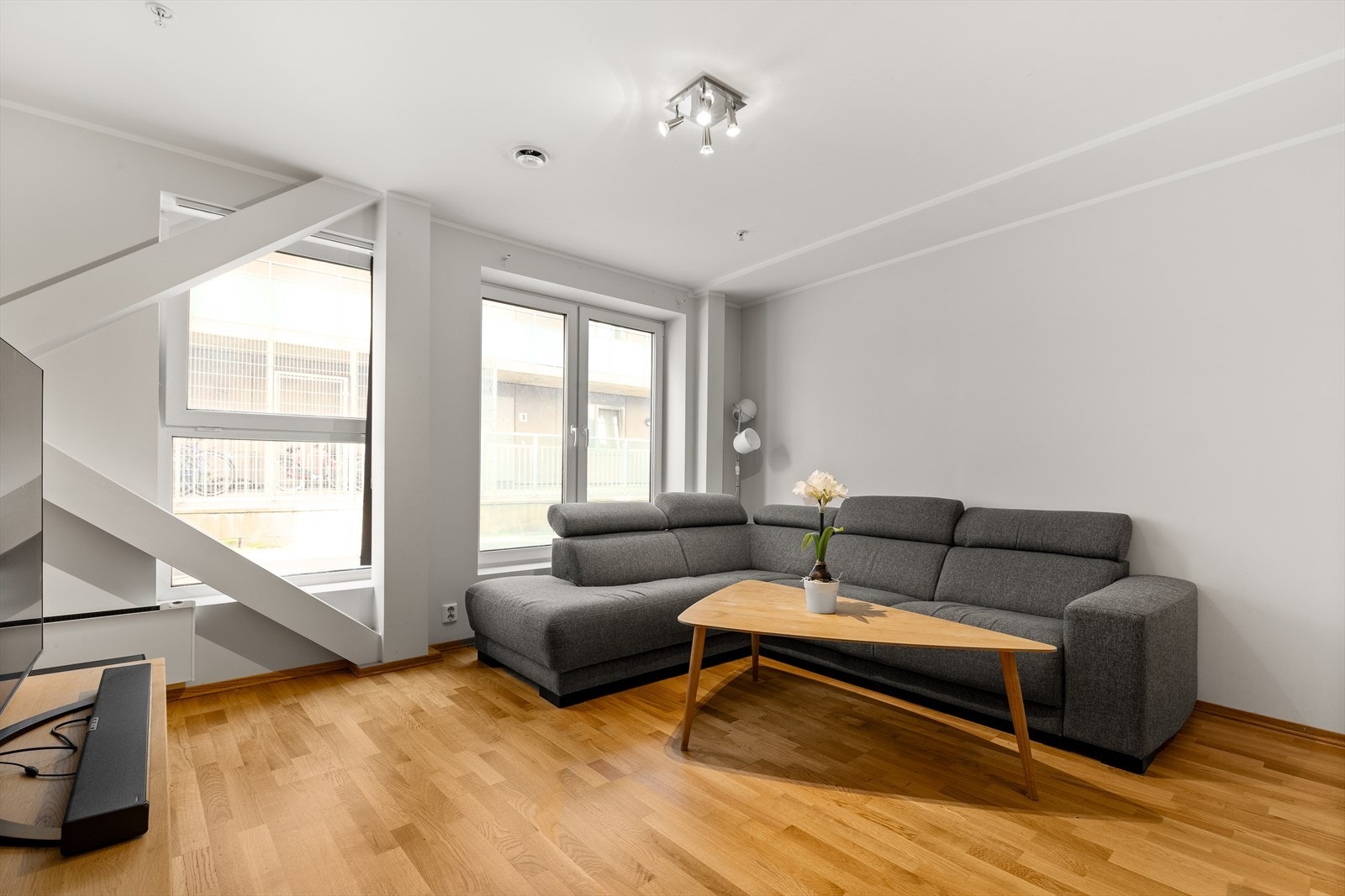 Stuen er et stort rom med flere møbleringsmuligheter. Galleribilde