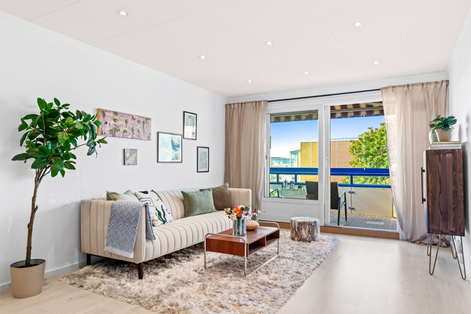 Velkommen til Veitvetveien 6E presentert av Houssam Ben Zrelli ved EIE eiendomsmegling! Galleribilde